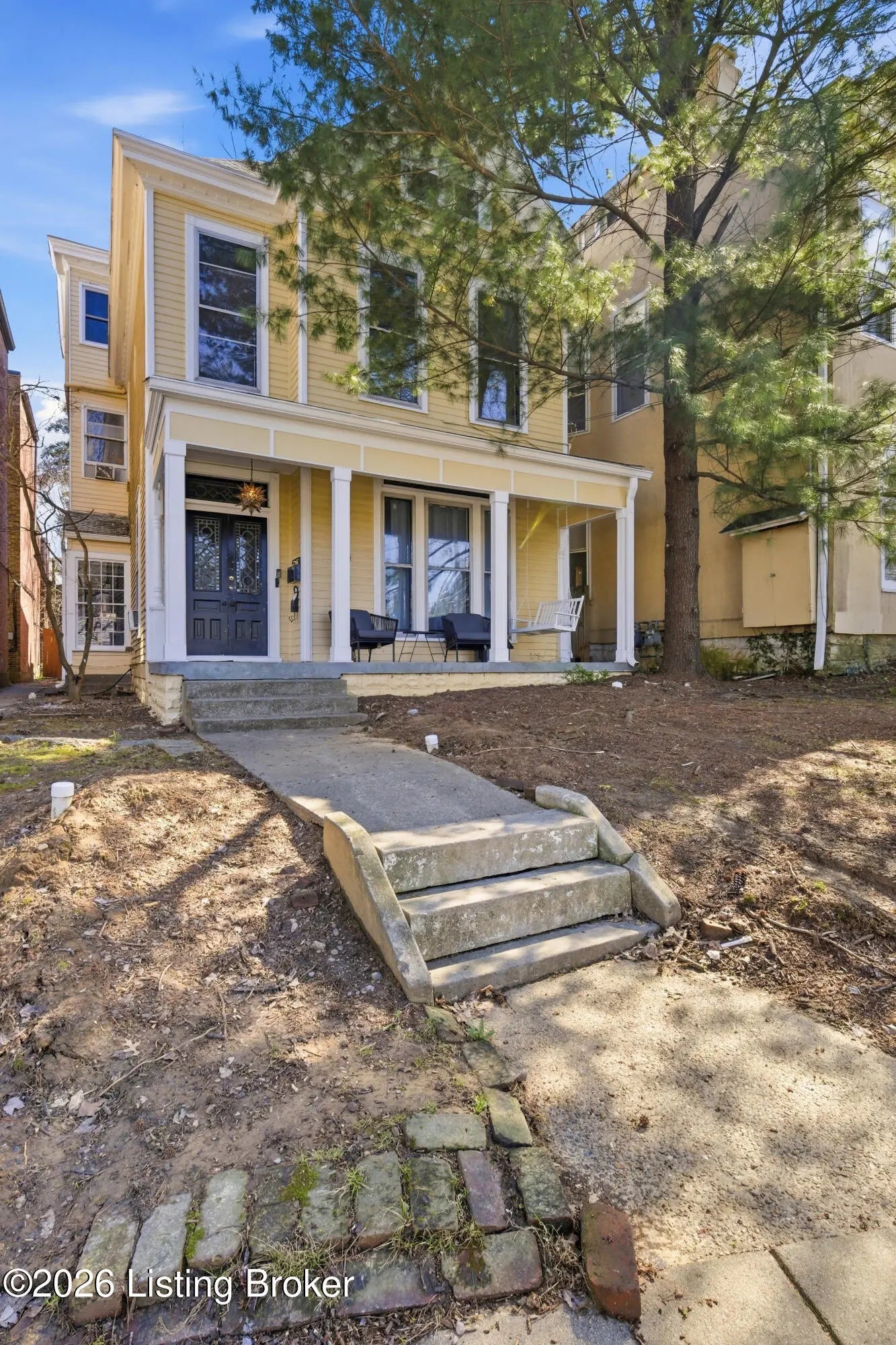 Photo of Listing #1712446