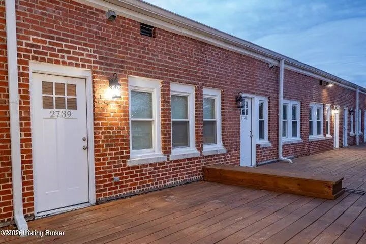 Photo of Listing #1712215