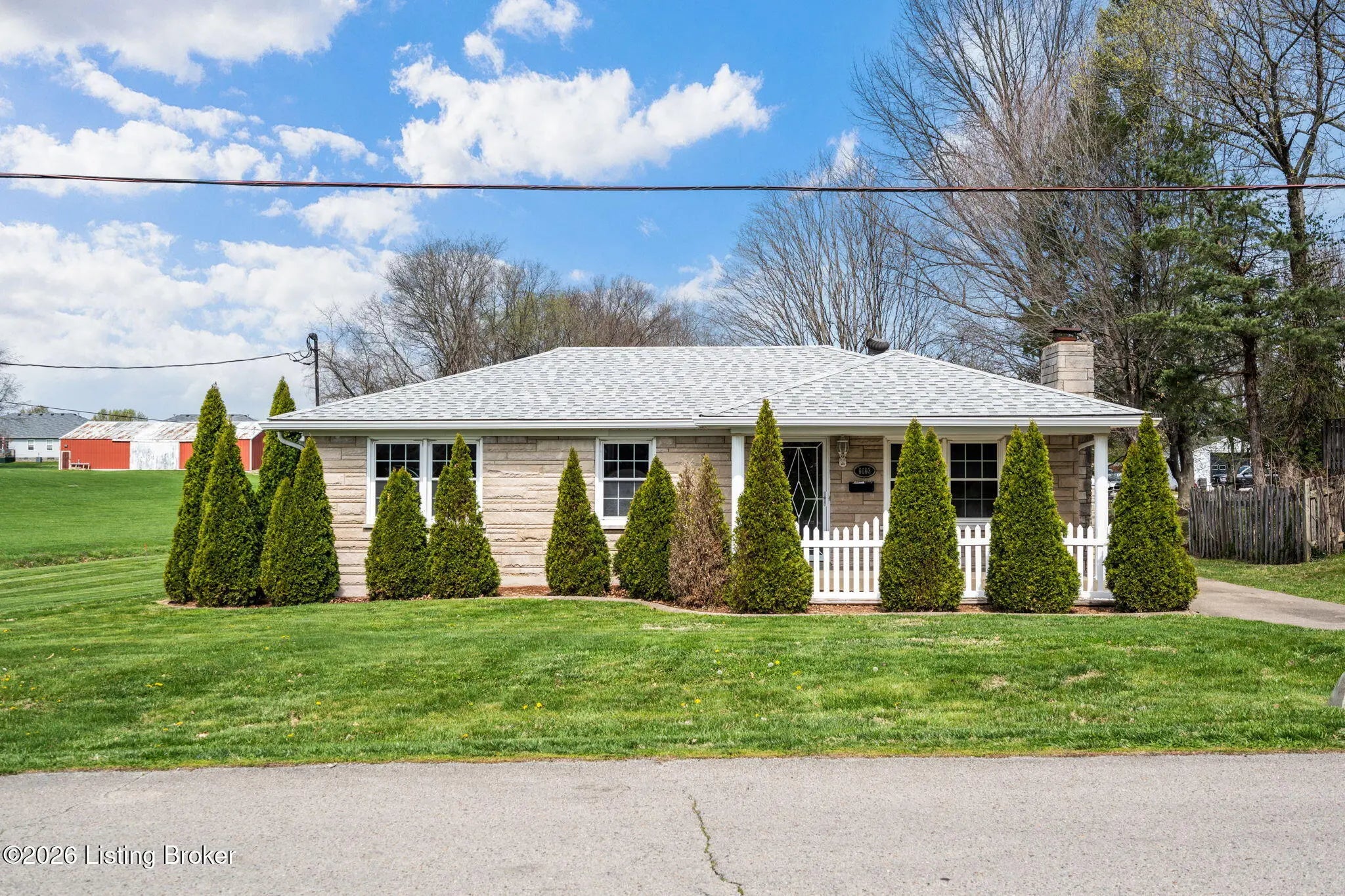 Photo of Listing #1712229