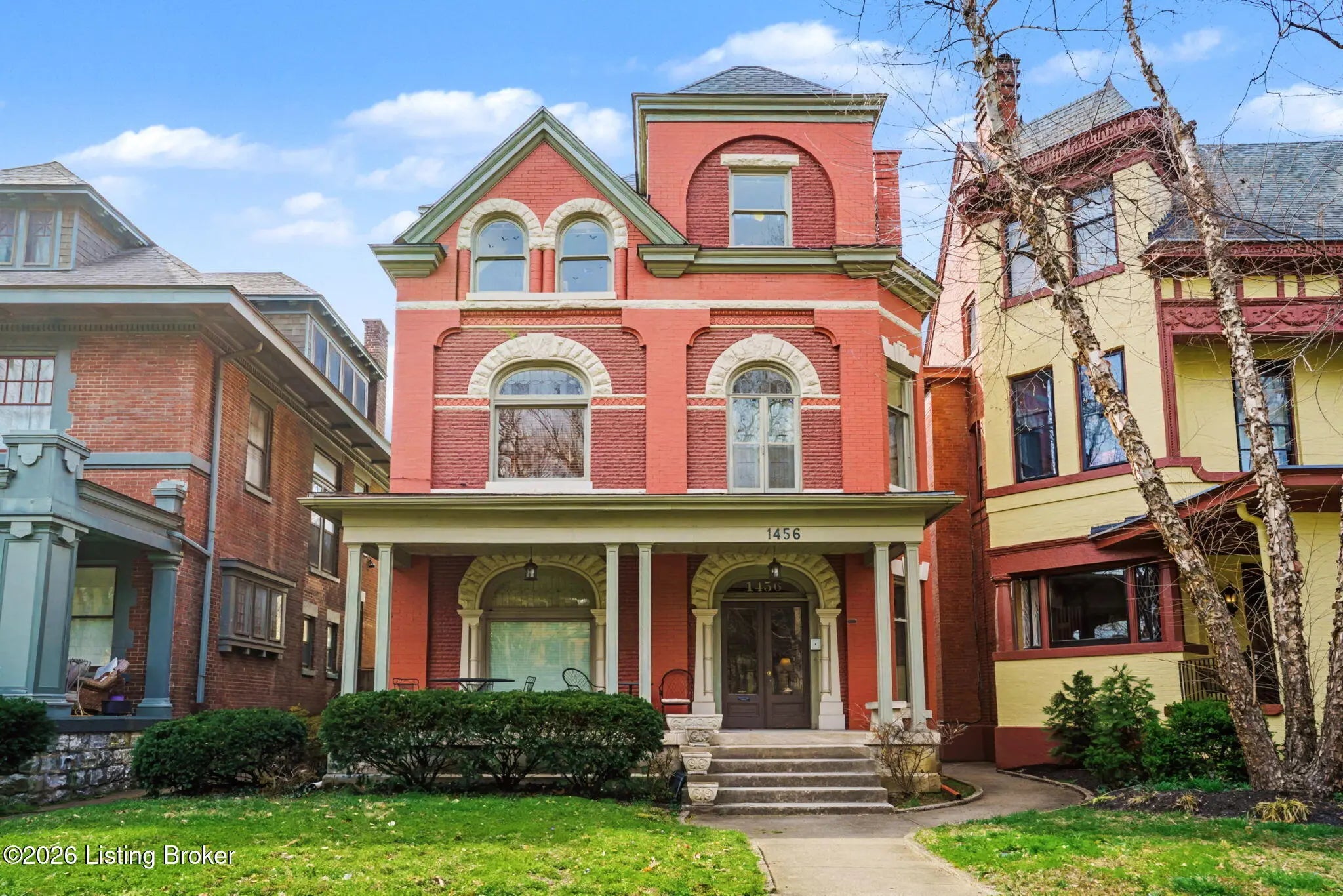 Photo of Listing #1712535