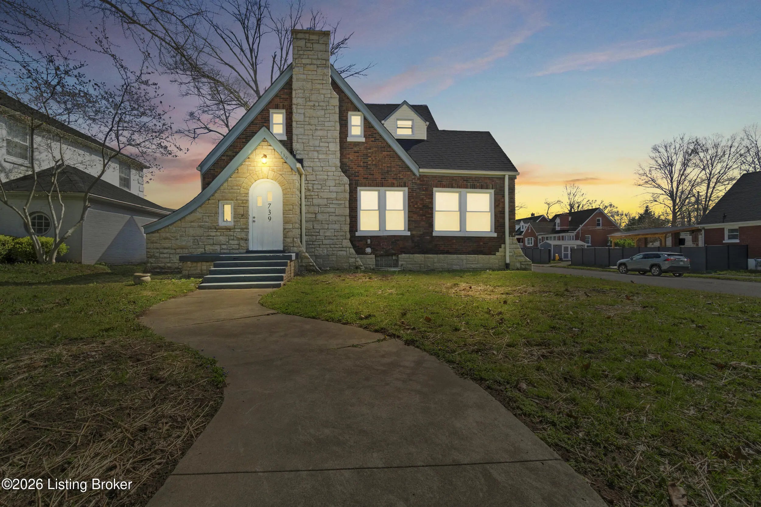 Photo of Listing #1712290