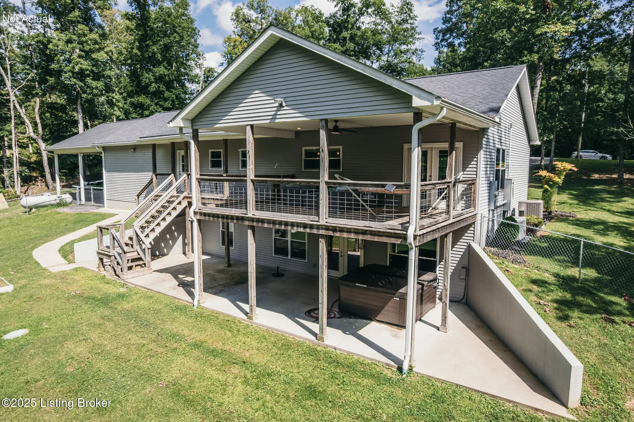 Photo of Listing #1712252