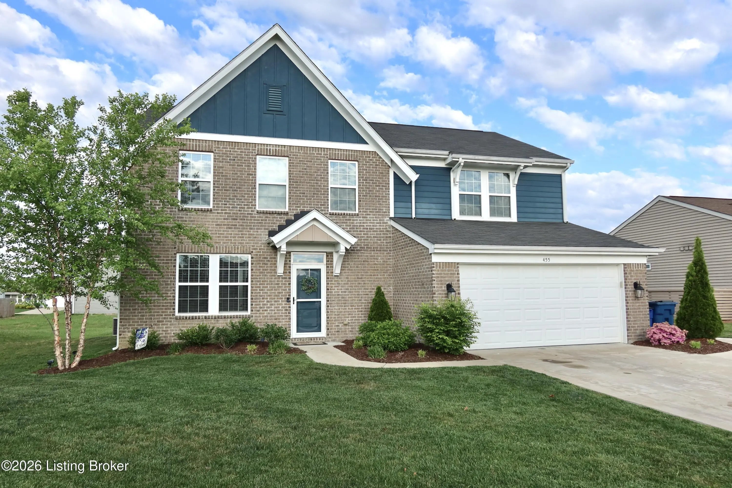 Photo of Listing #1712343