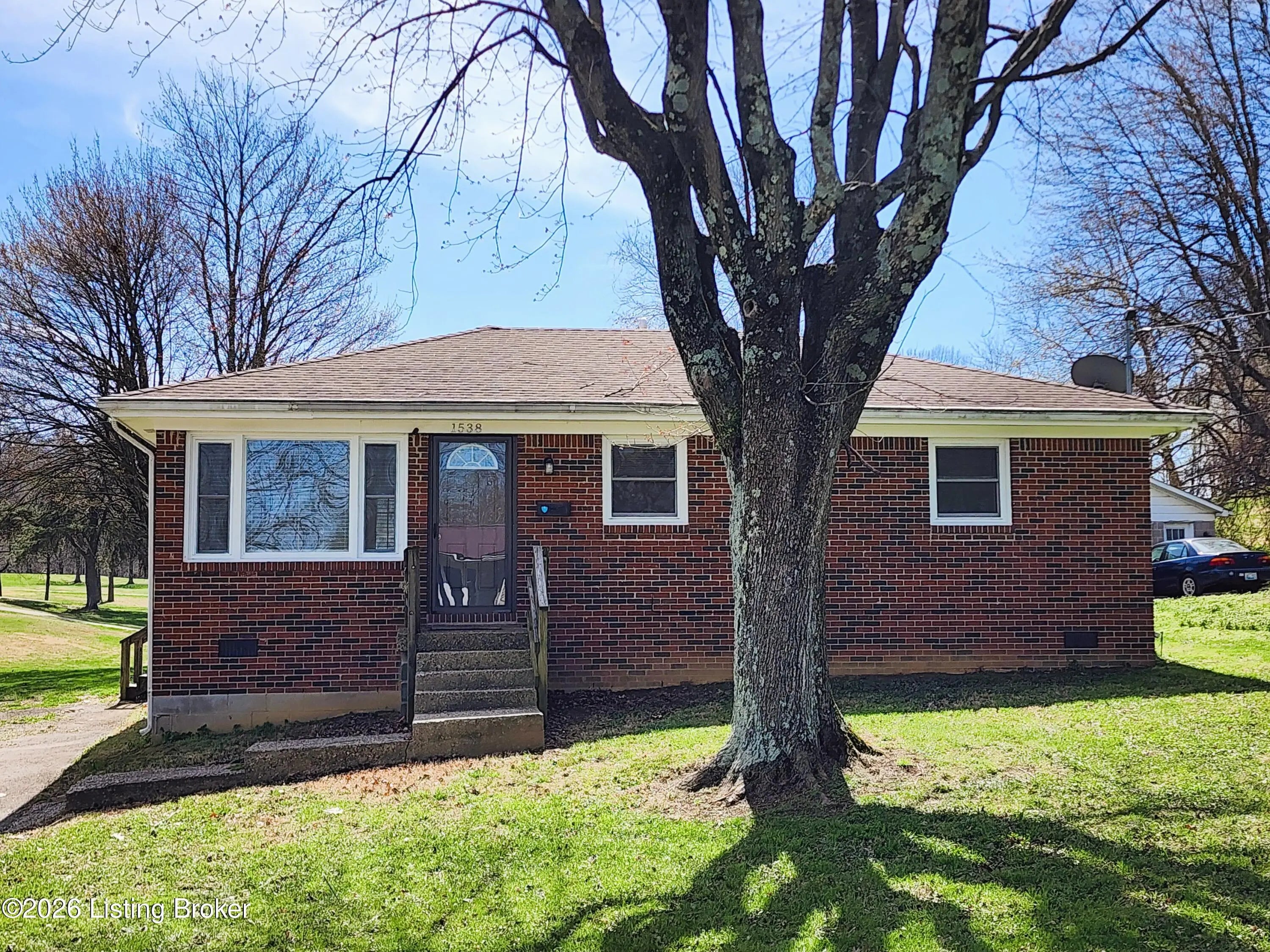 Photo of Listing #1712366