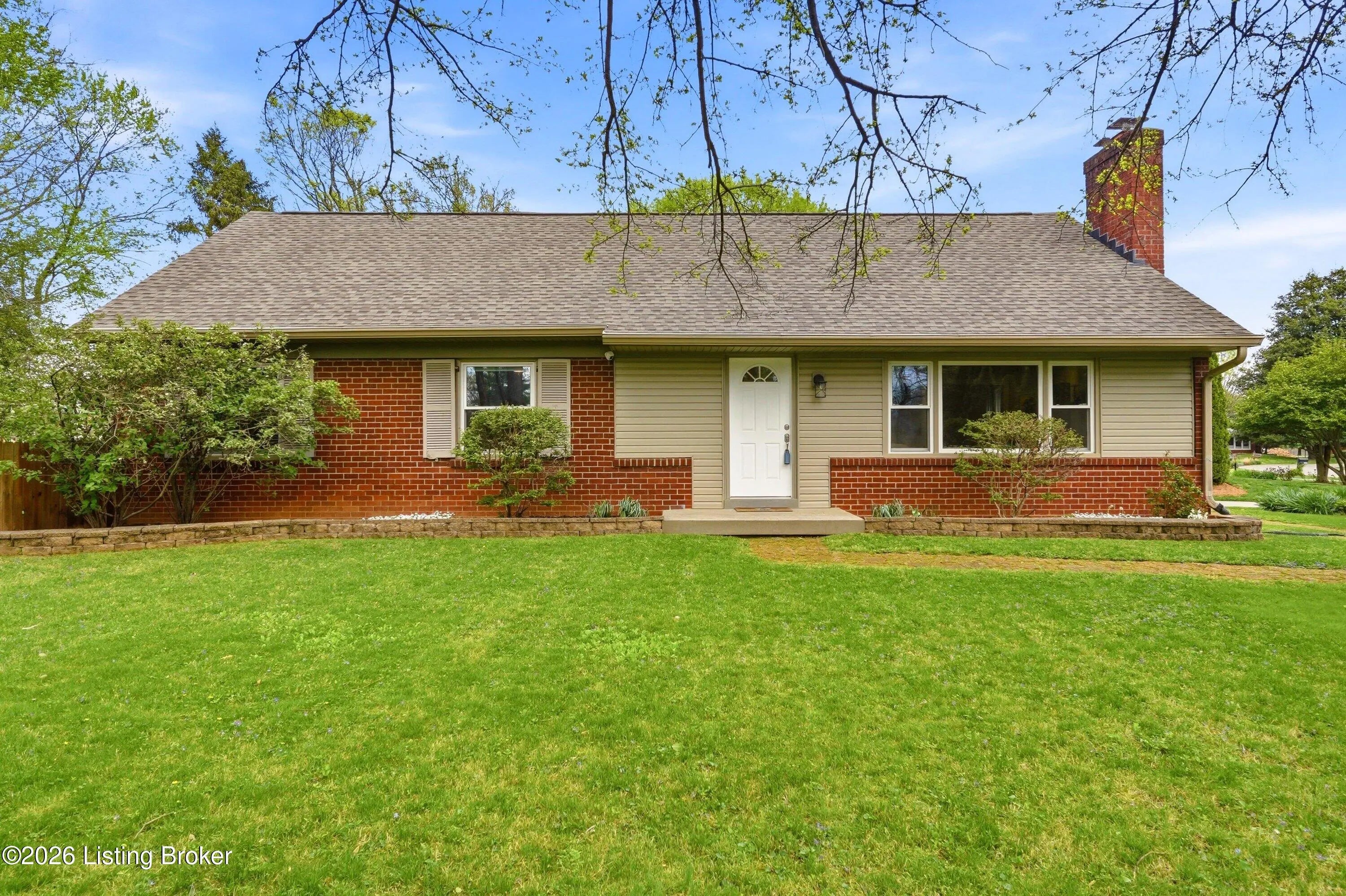 Photo of Listing #1712353