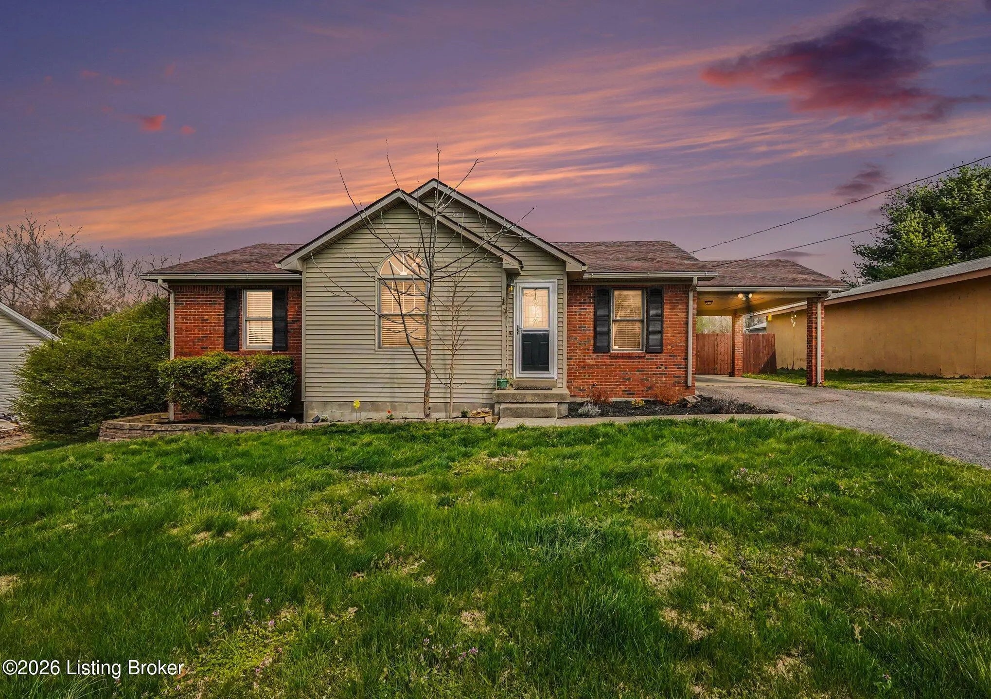 Photo of Listing #1712706