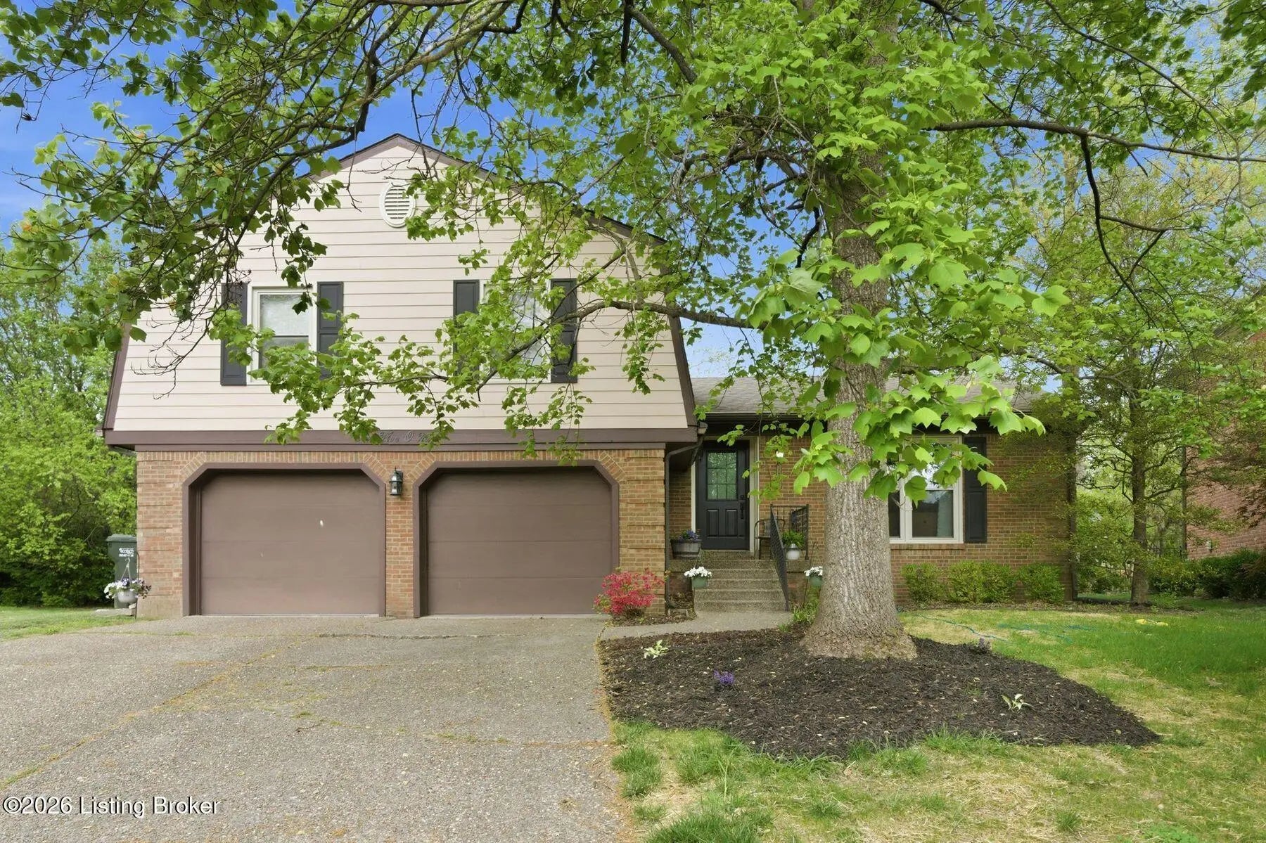 Photo of Listing #1713044