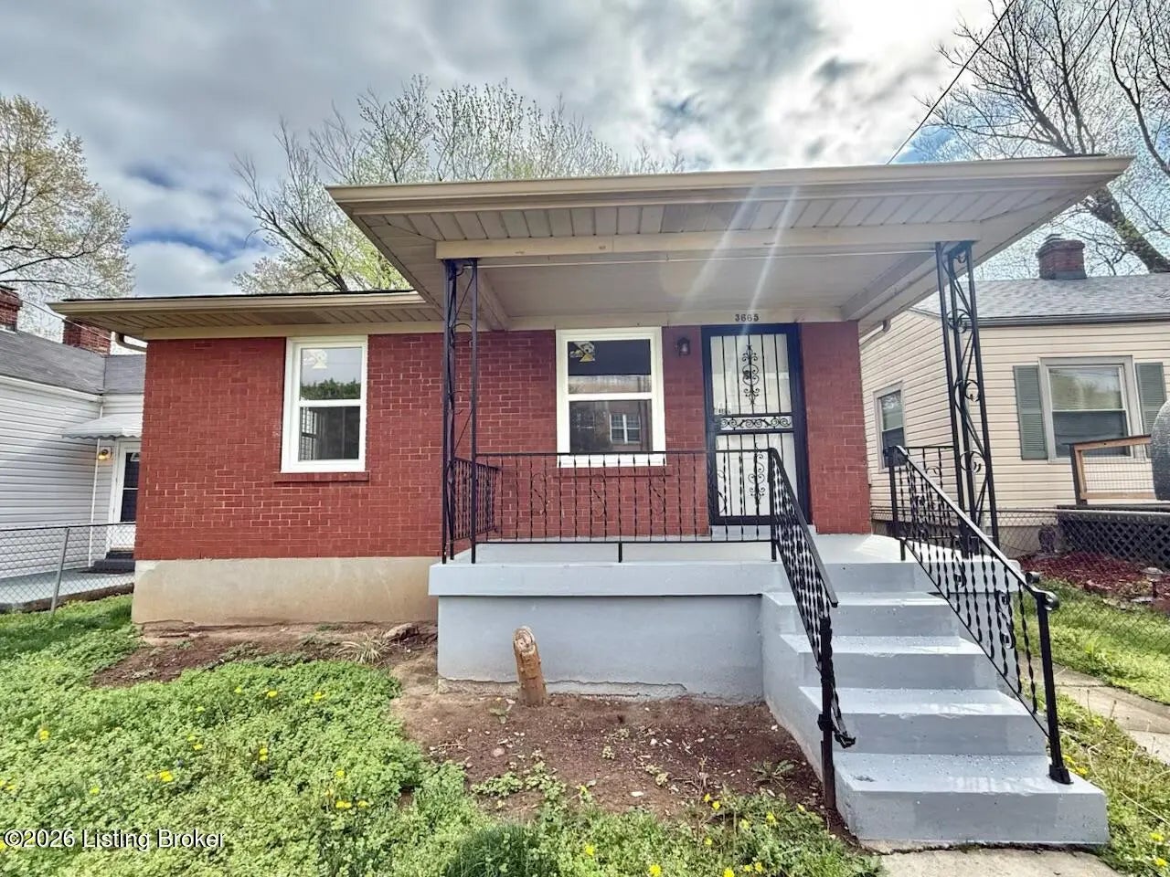 Photo of Listing #1712436