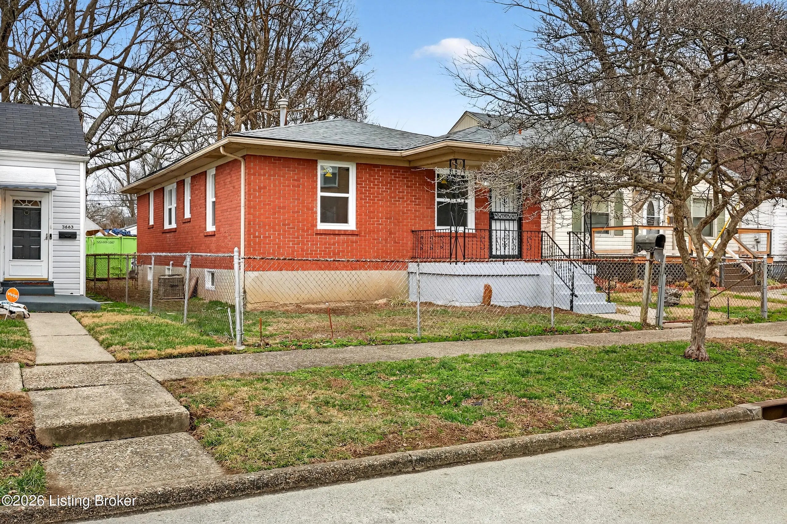 Photo of Listing #1712436