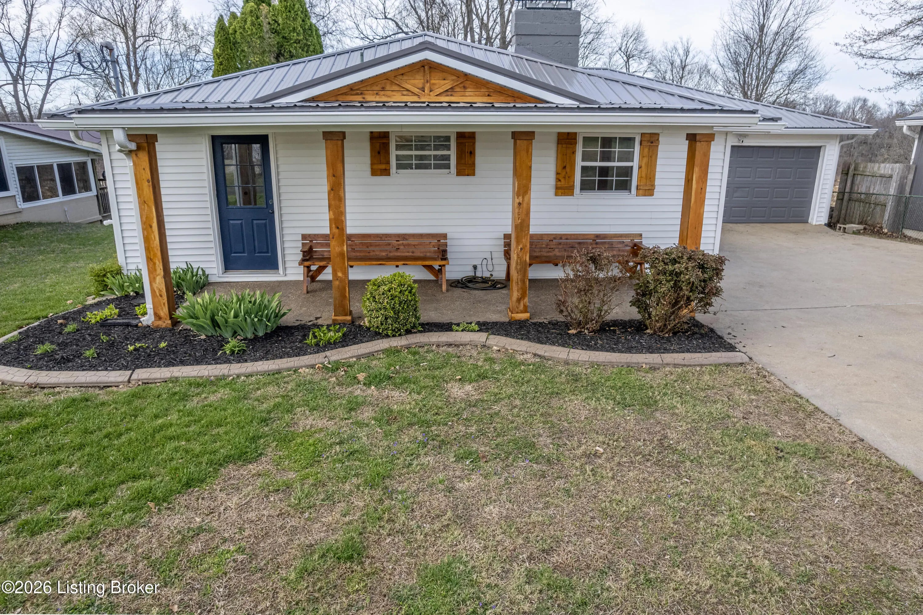 Photo of Listing #1712740