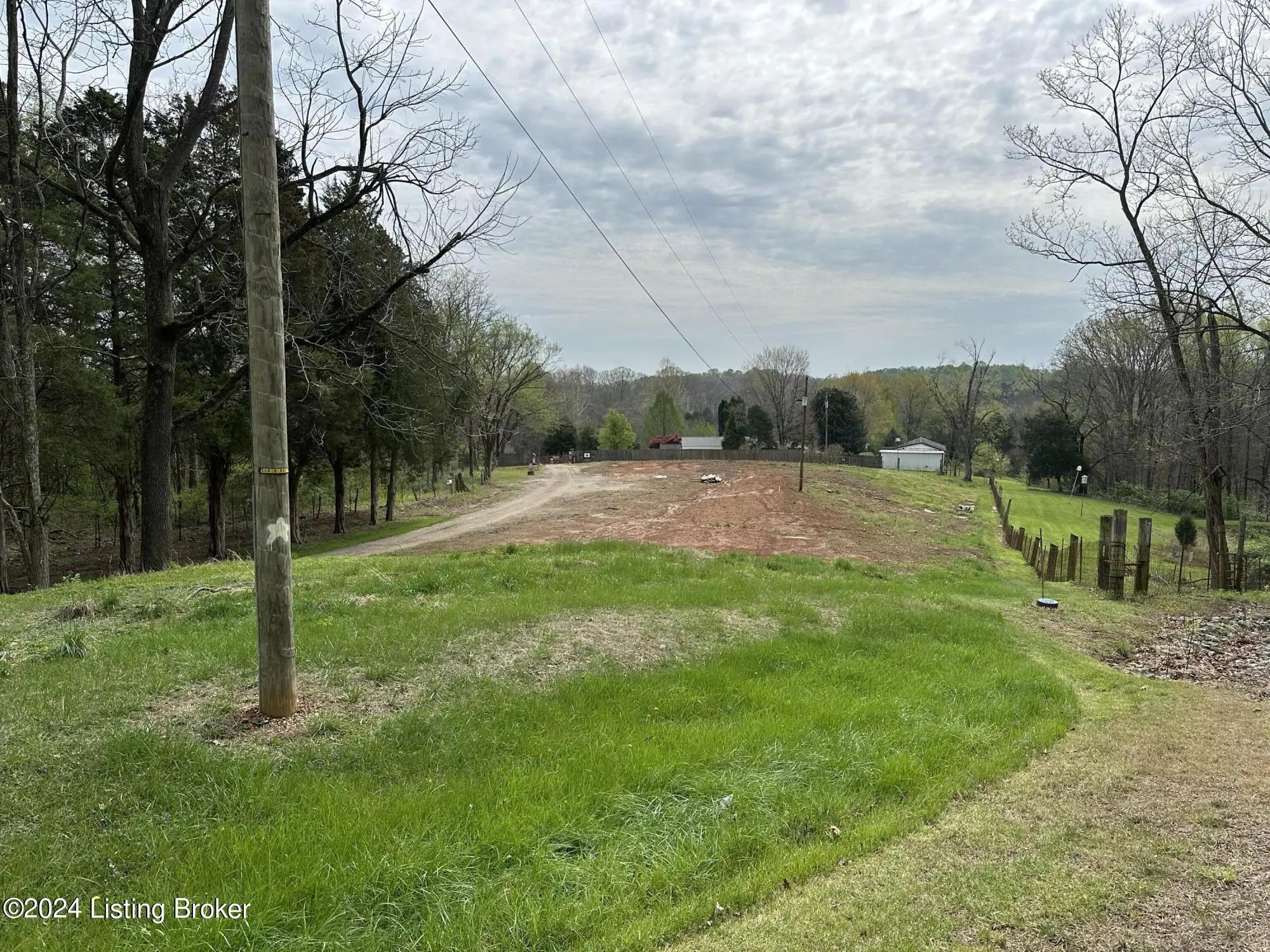 Photo of Listing #1712525