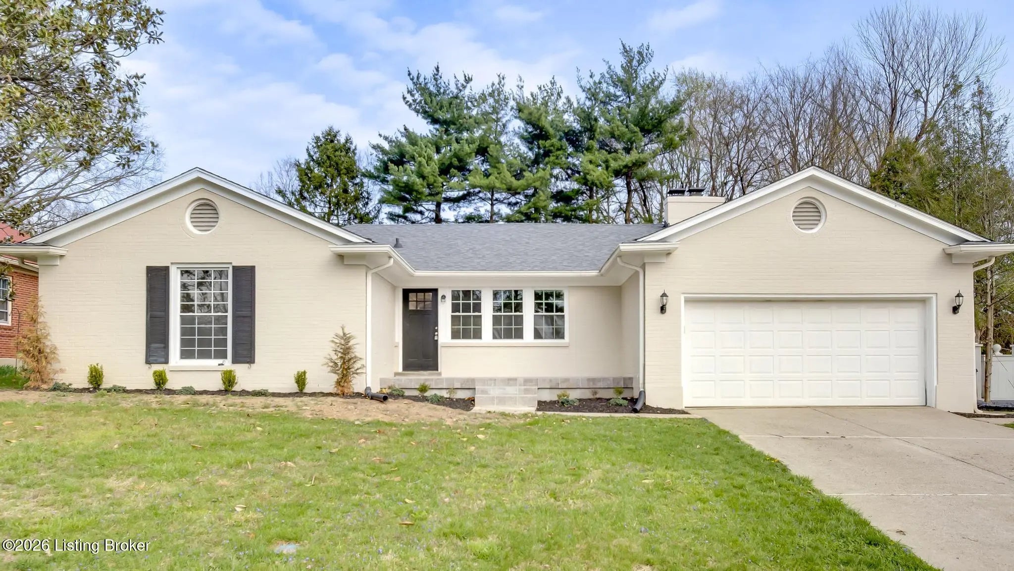 Photo of Listing #1712598