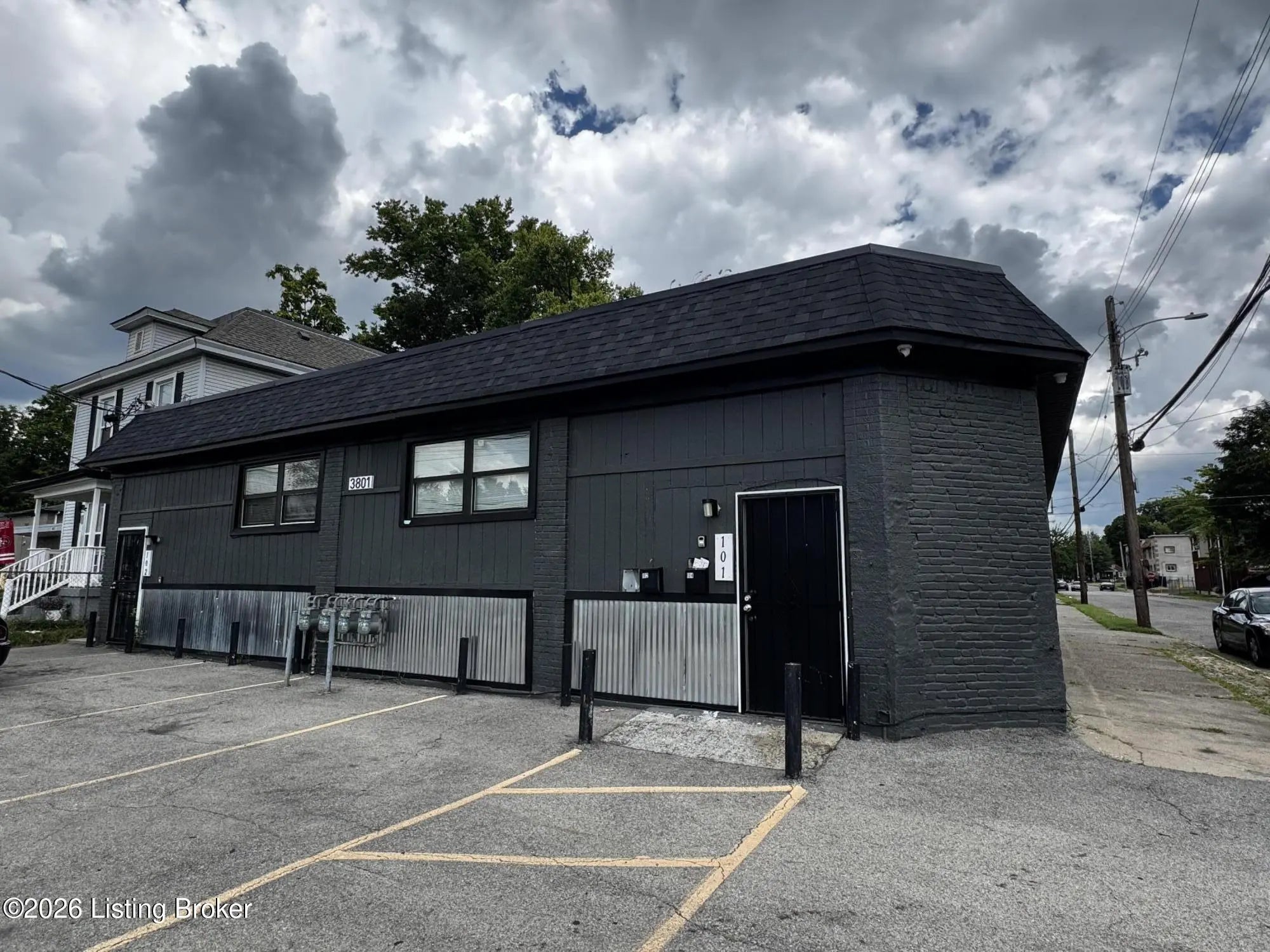 Photo of Listing #1712995