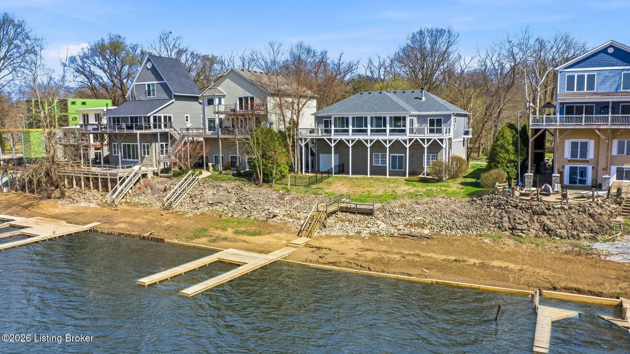 Photo of Listing #1712685