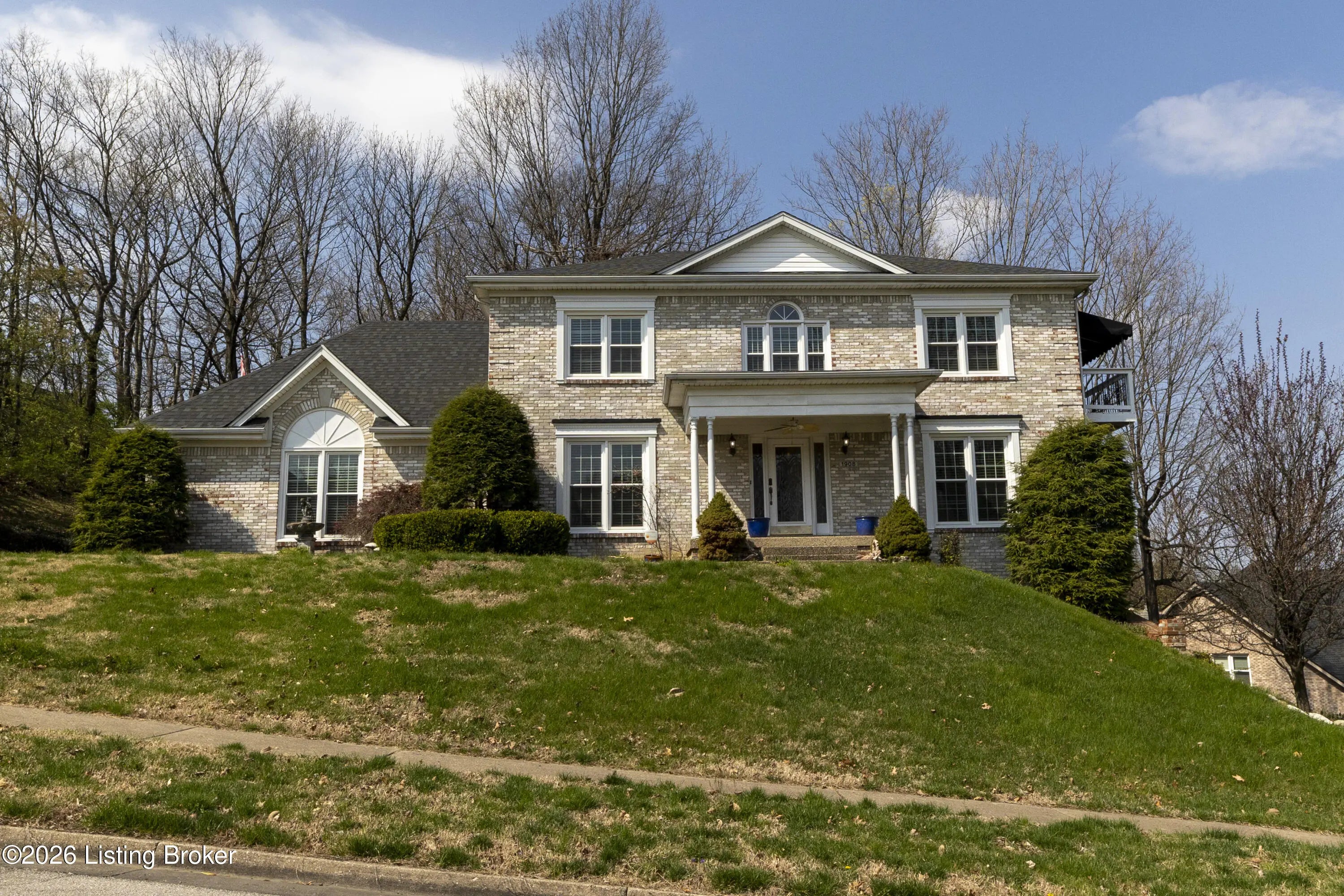 Photo of Listing #1712666