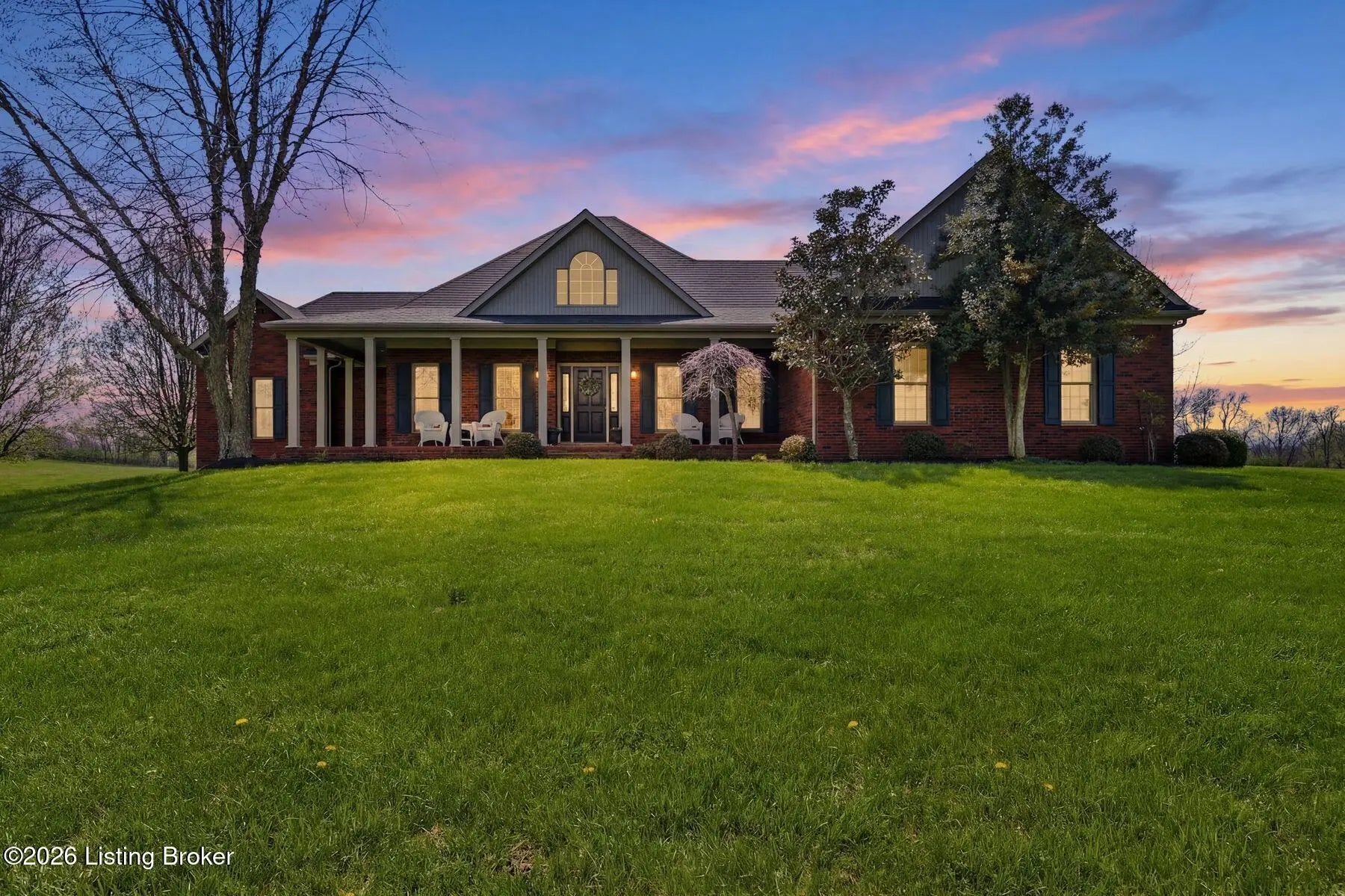 Photo of Listing #1713173