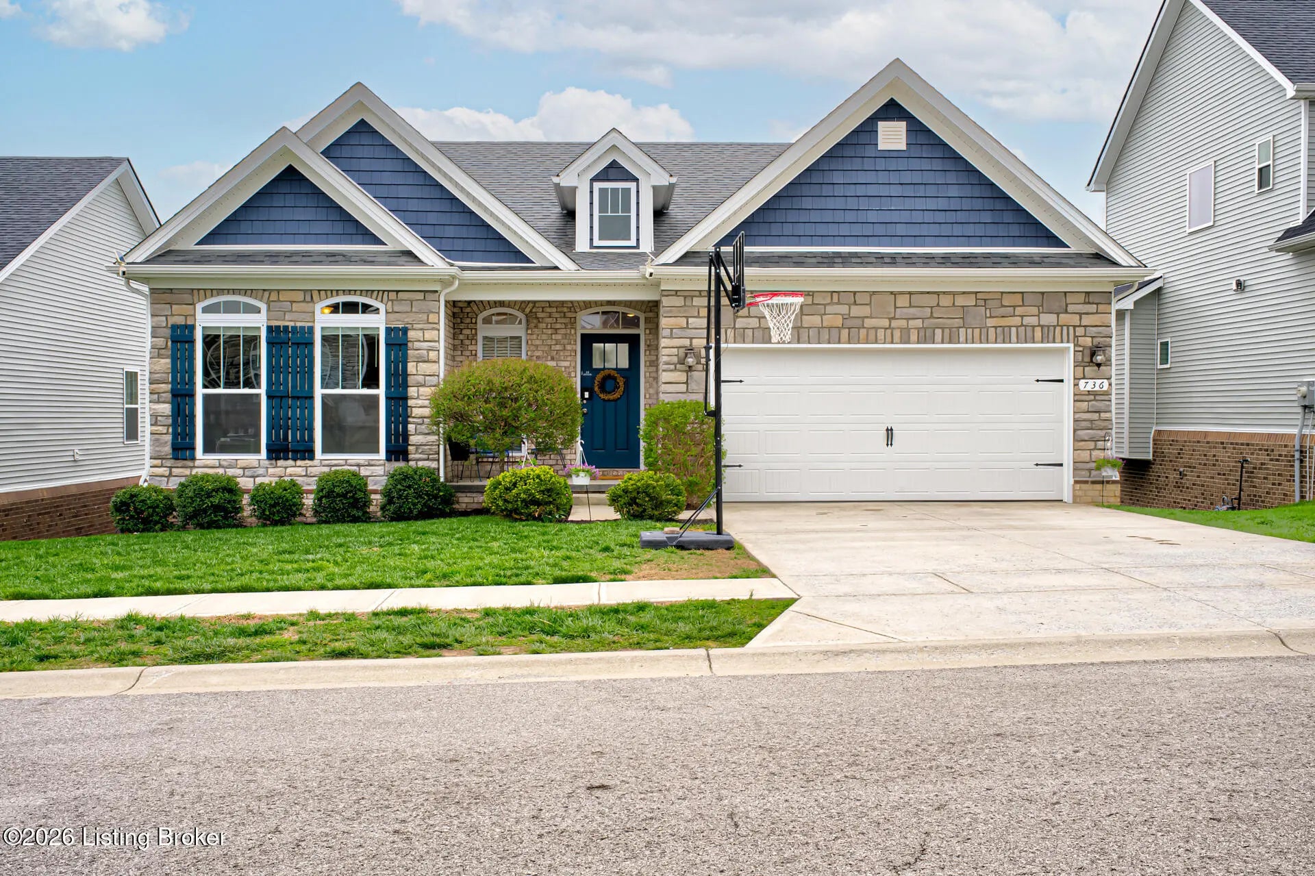 Photo of Listing #1714111