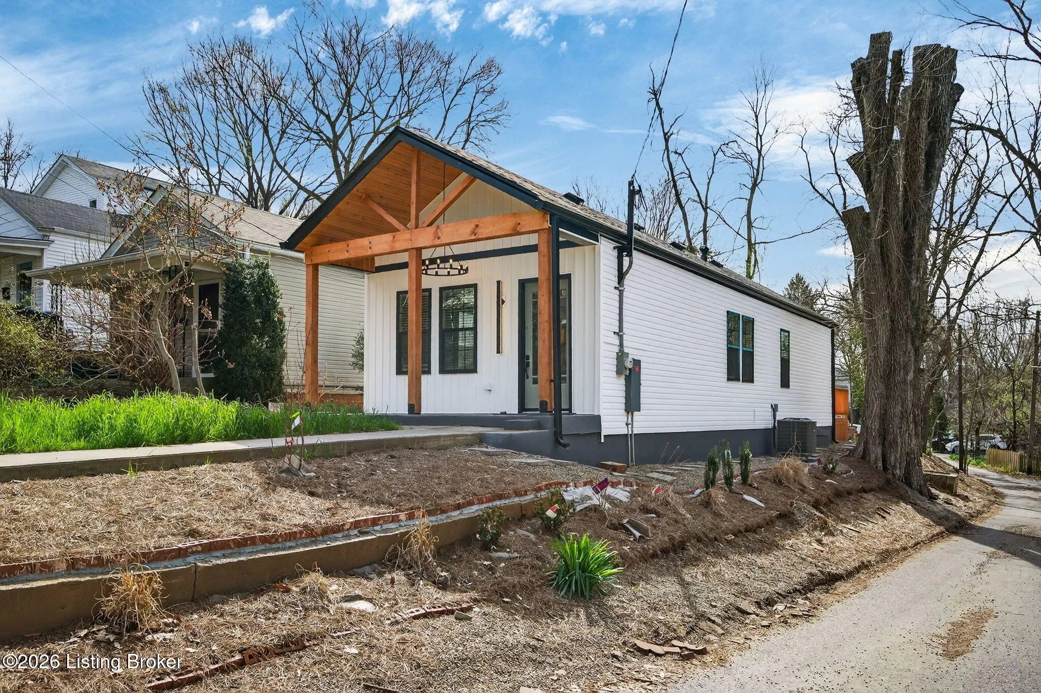 Photo of Listing #1712799