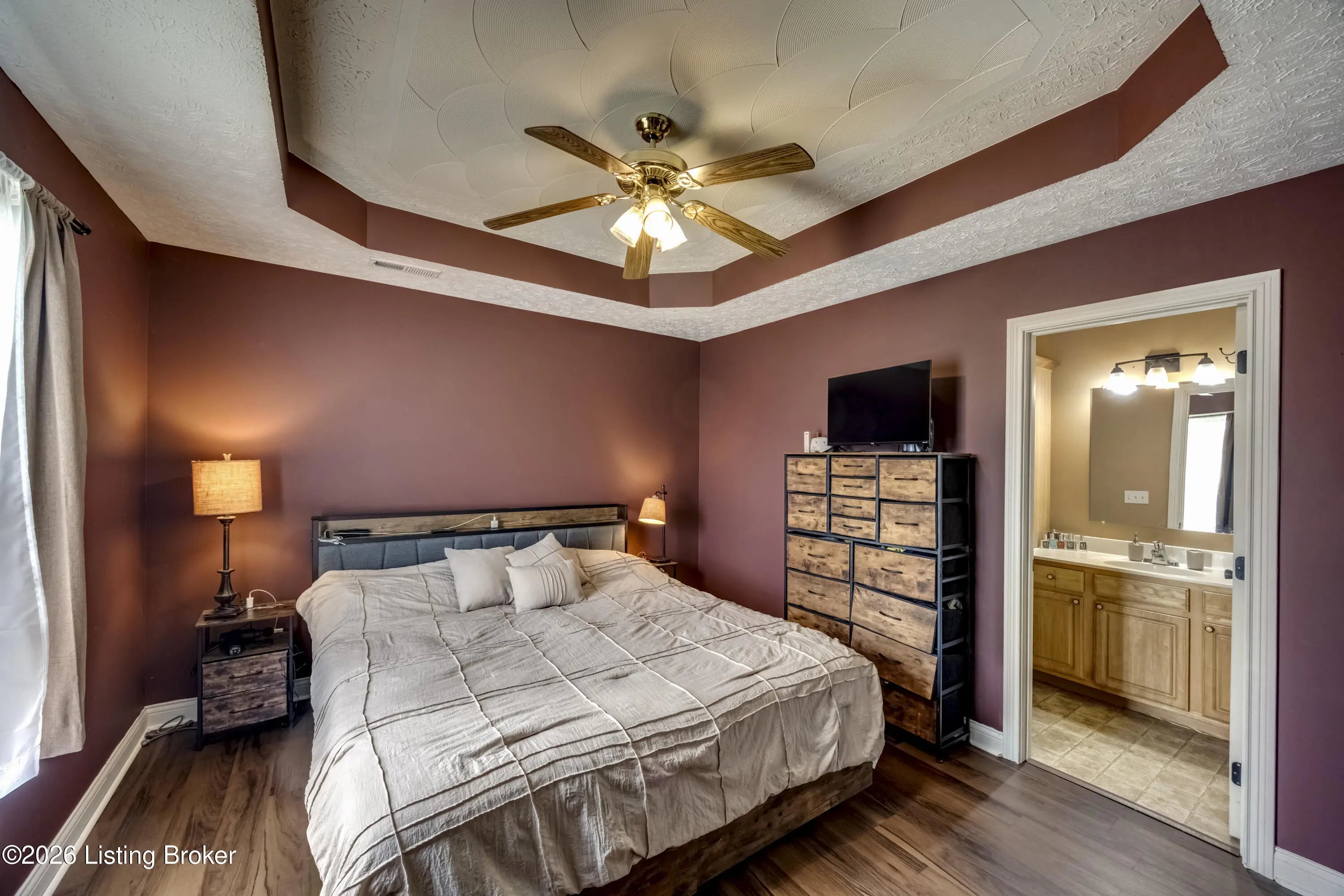 Photo of Listing #1712824