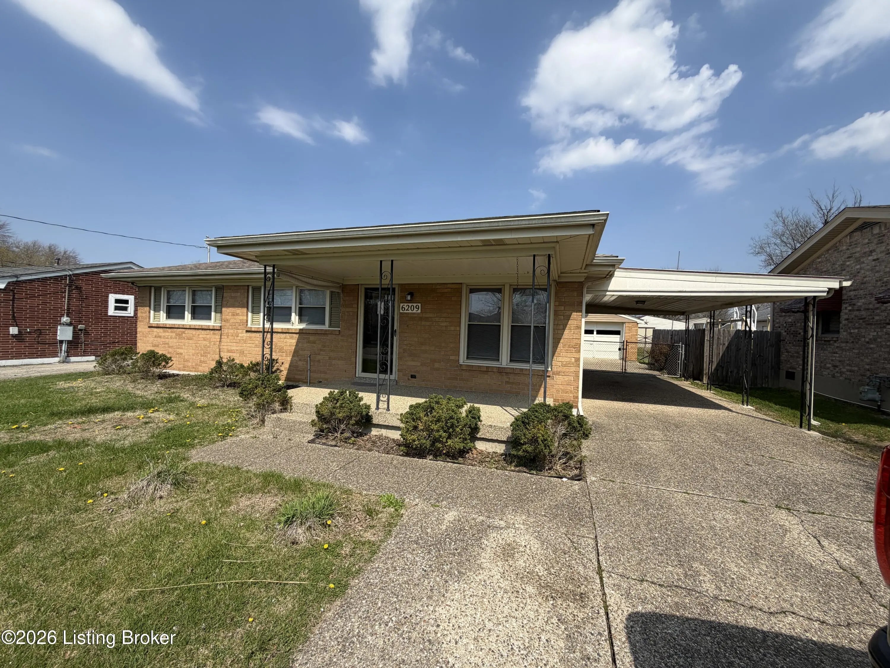 Photo of Listing #1712826