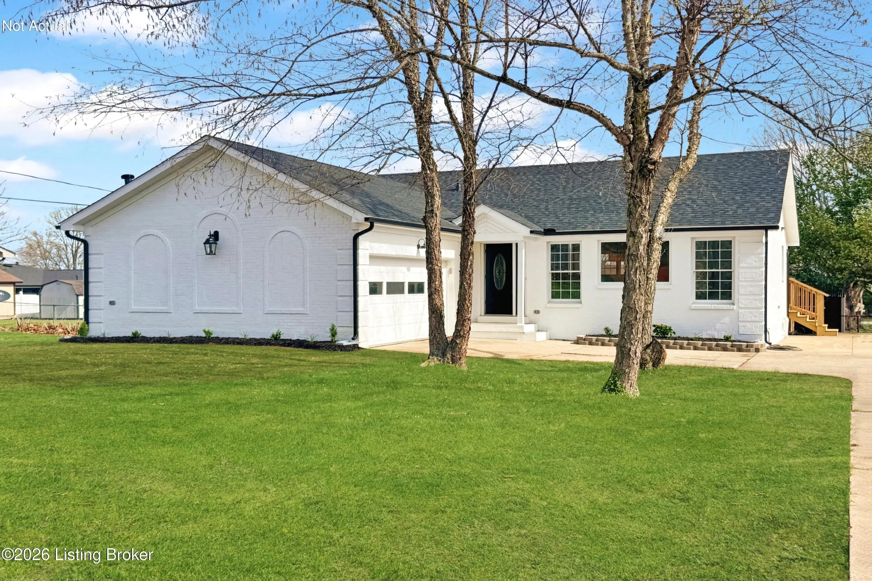 Photo of Listing #1713402