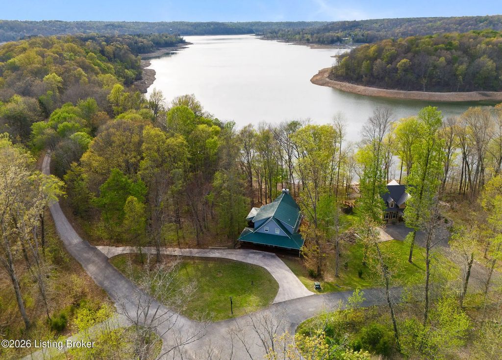 330 Averi Gray Ridge Dr, Mammoth Cave