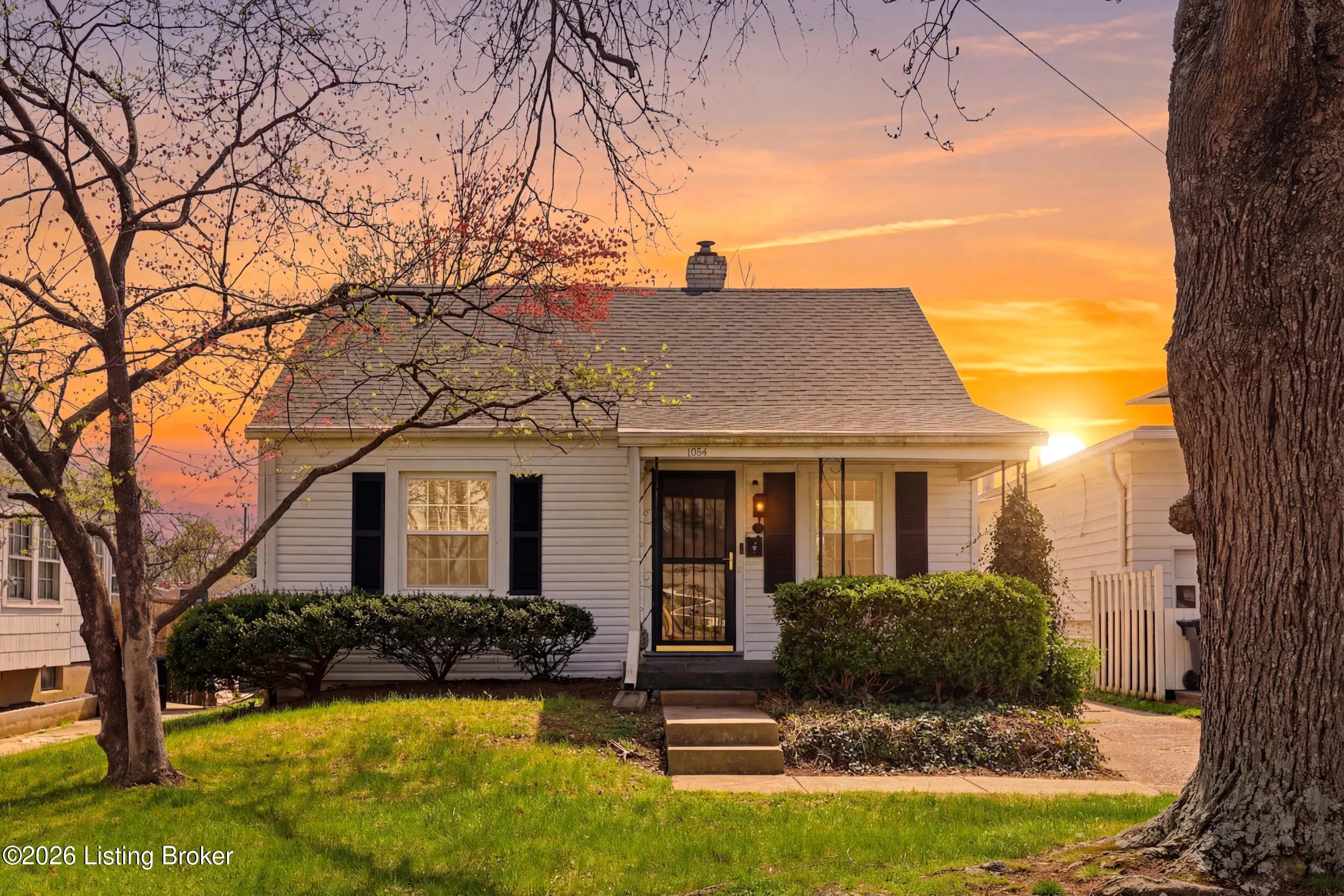 Photo of Listing #1713352