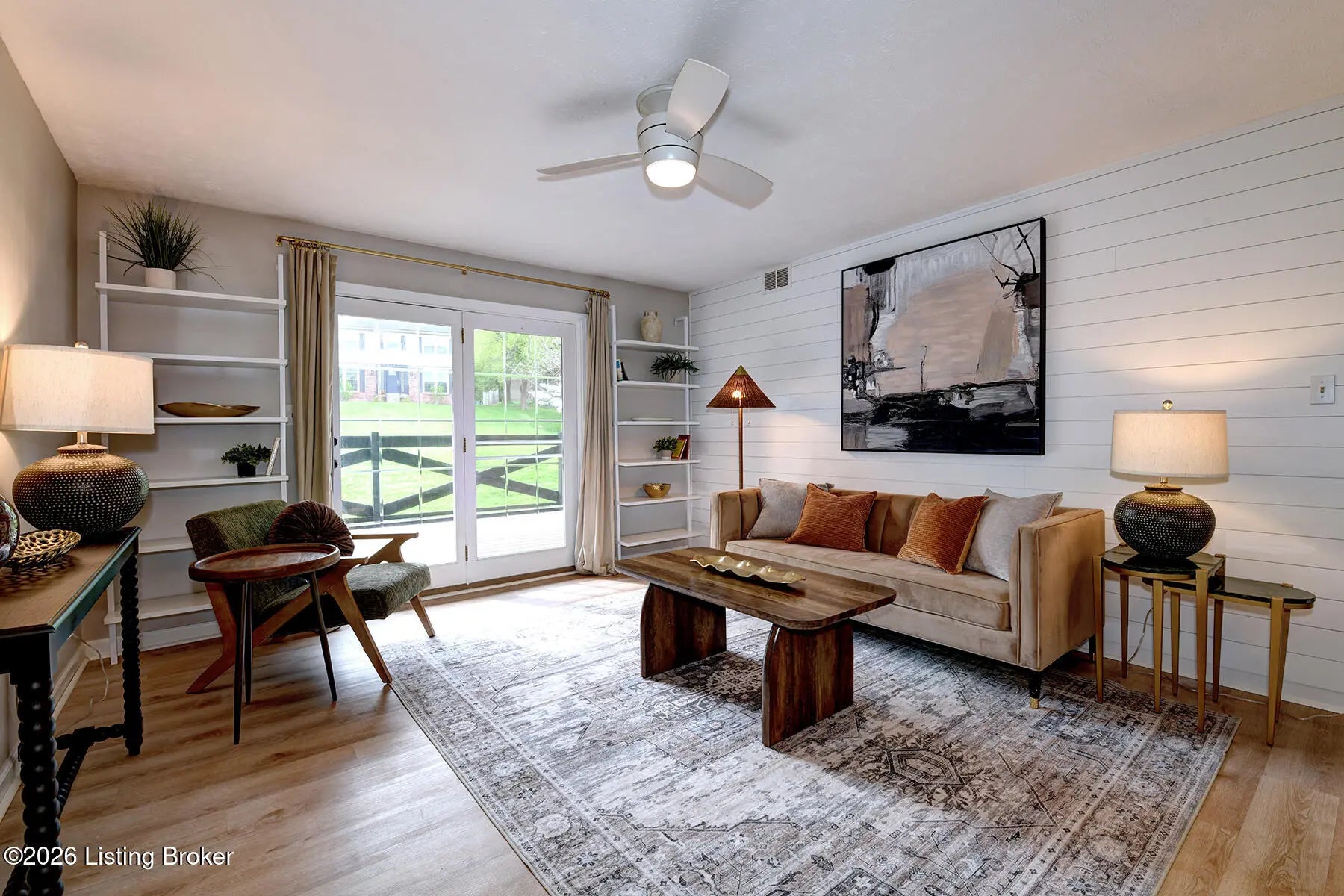 Photo of Listing #1713567