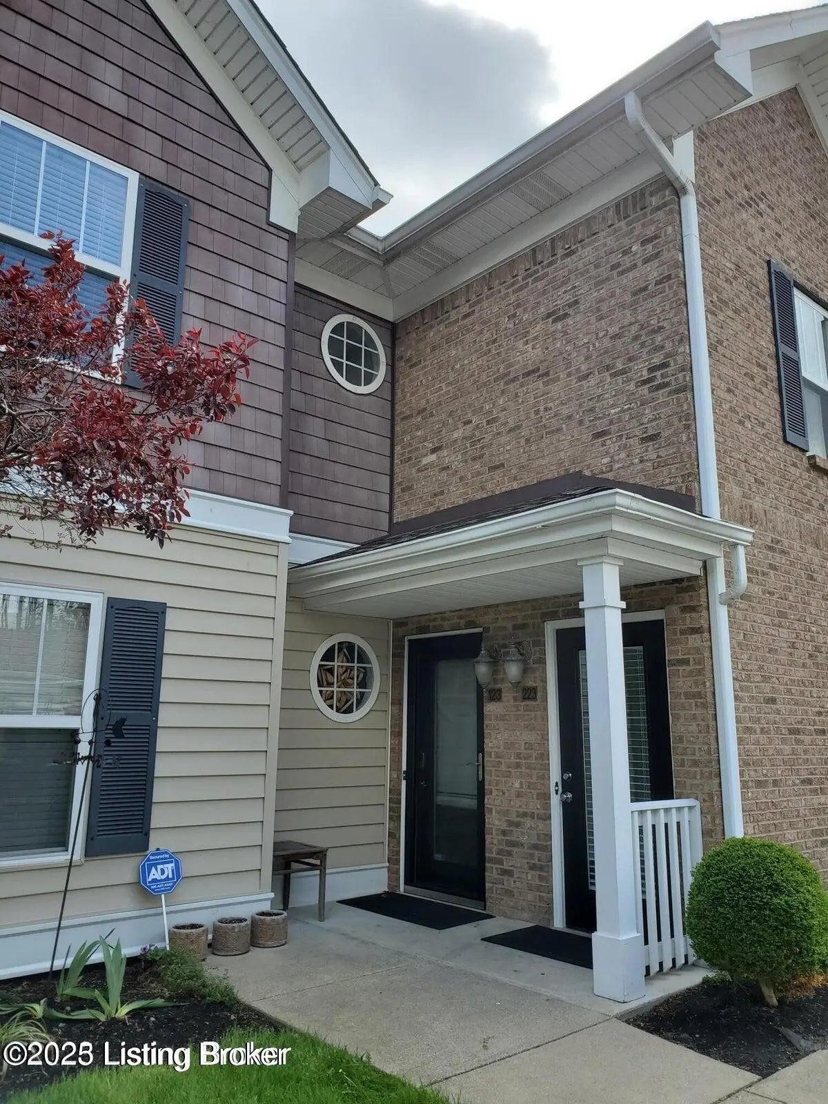 Photo of Listing #1712954