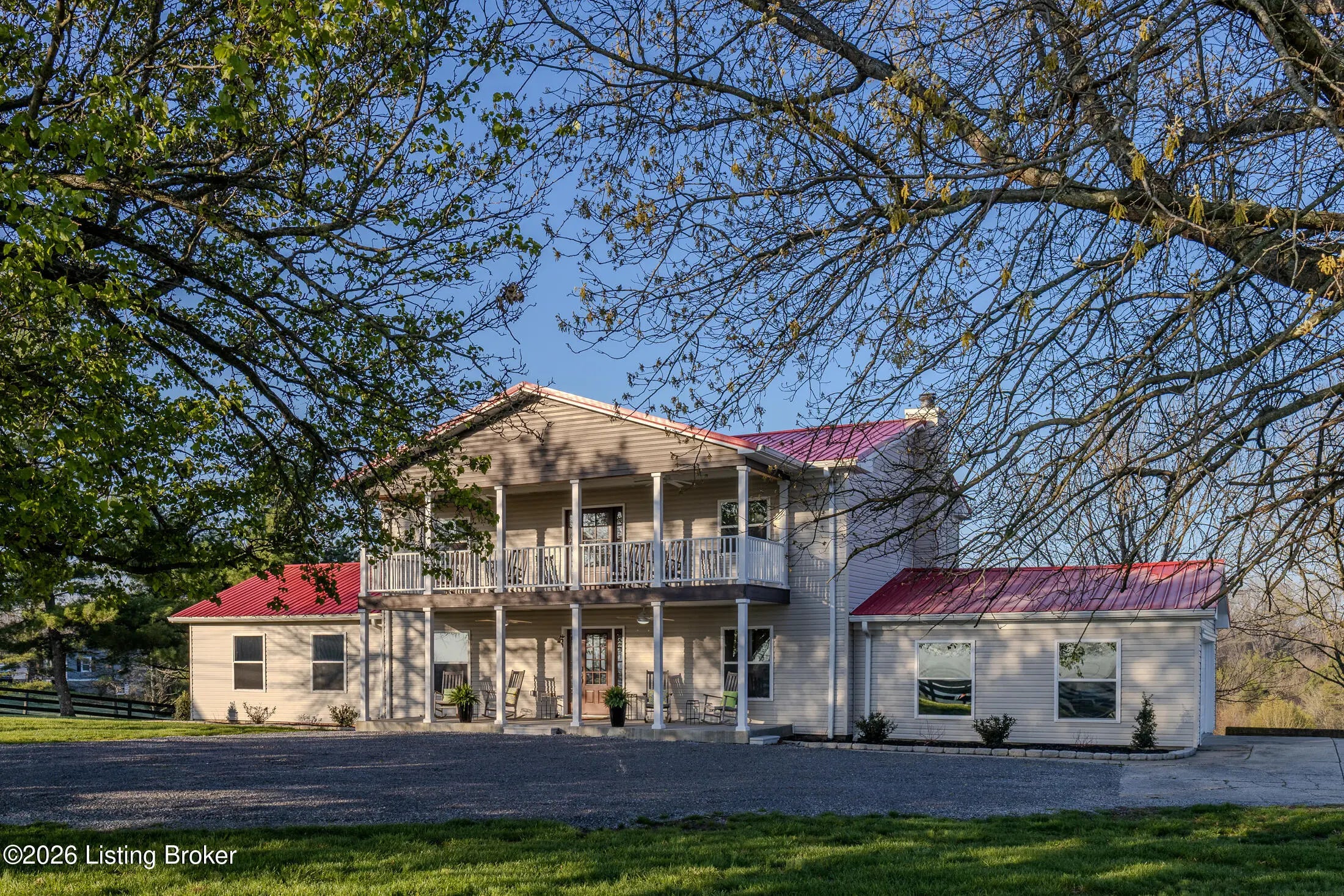 Photo of Listing #1713716