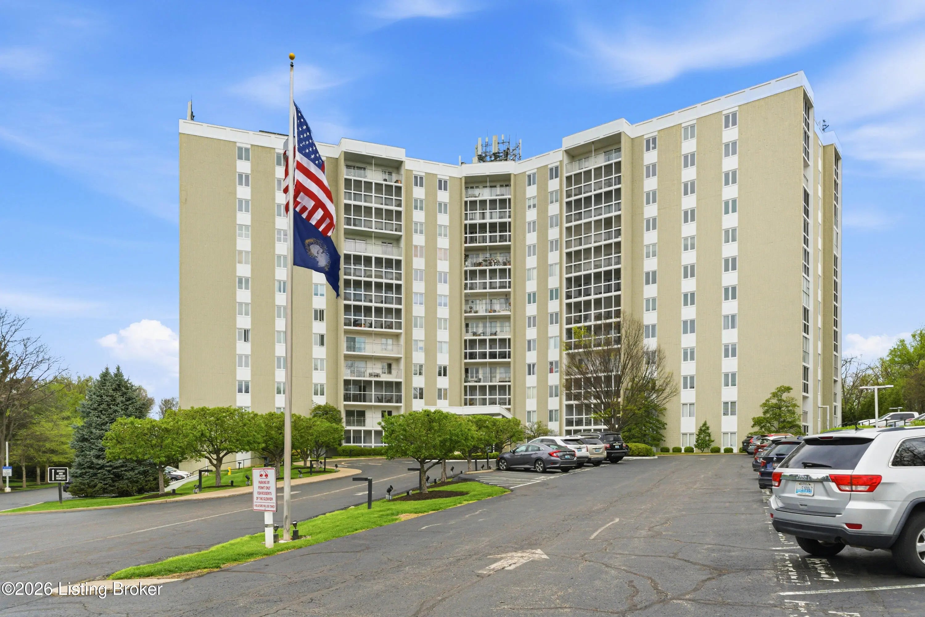 Photo of Listing #1713436