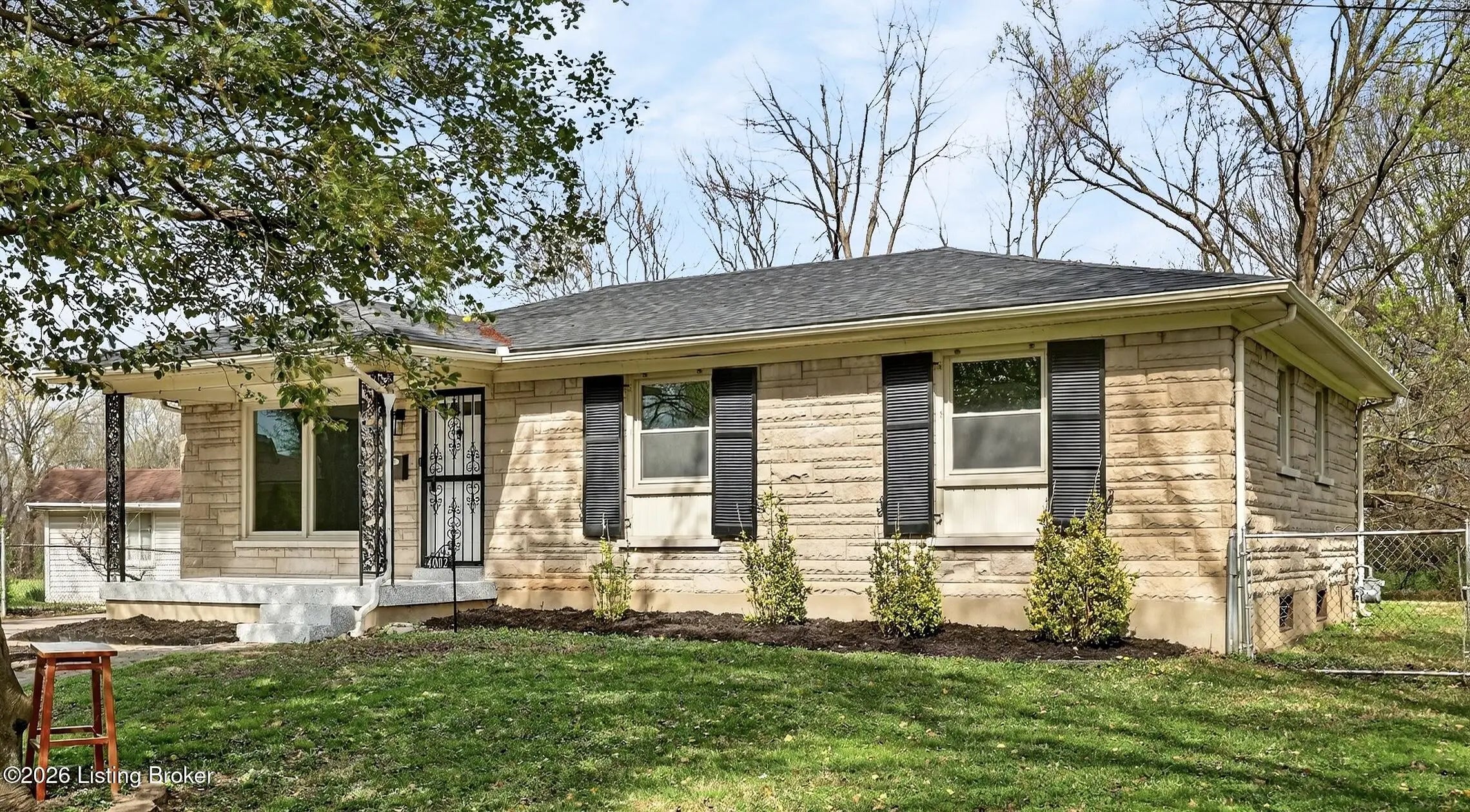 Photo of Listing #1713025