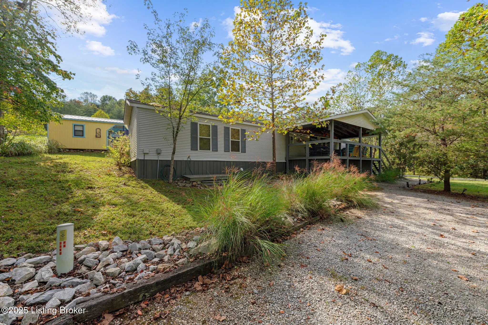 Photo of Listing #1713112