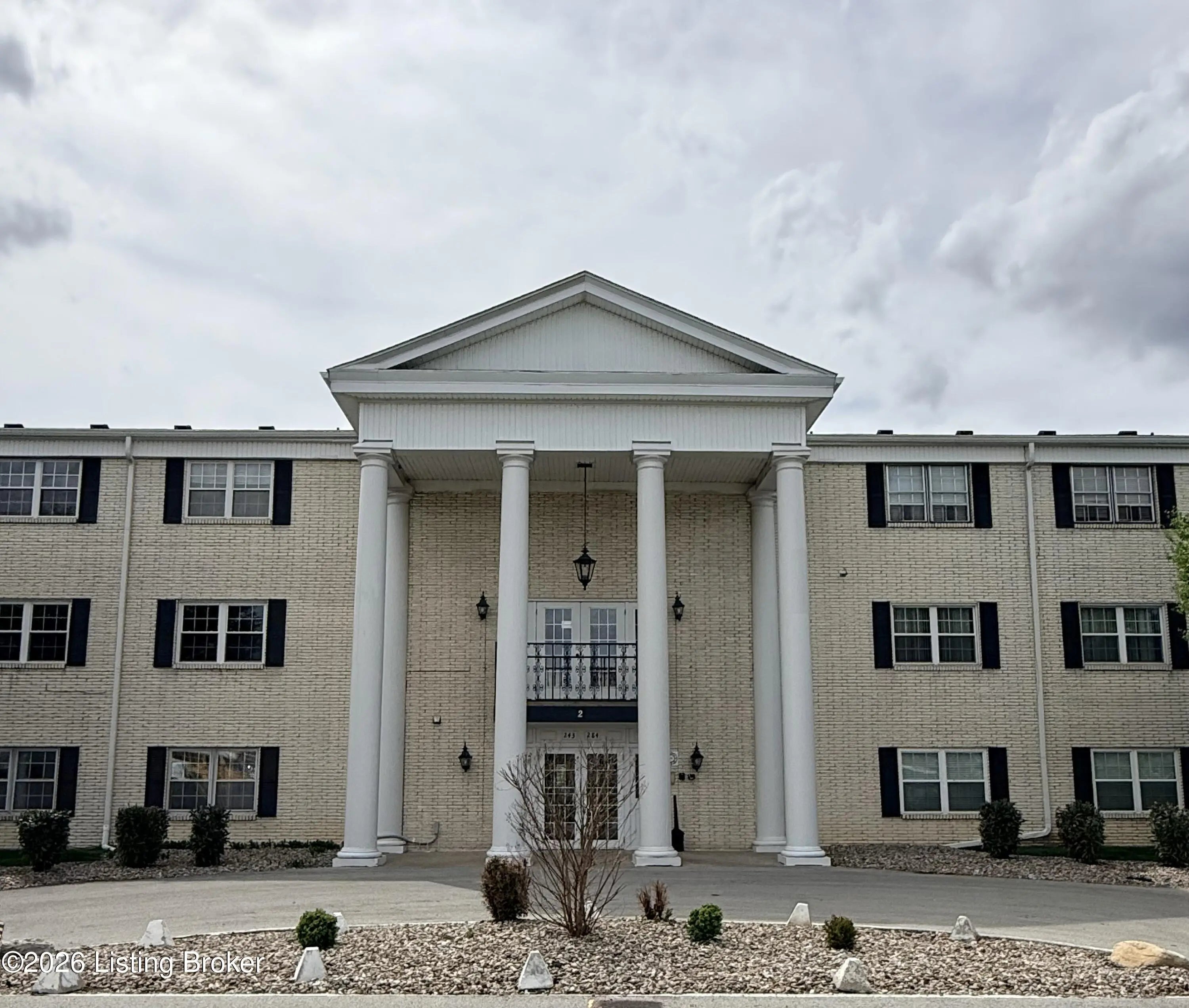 Photo of Listing #1713789