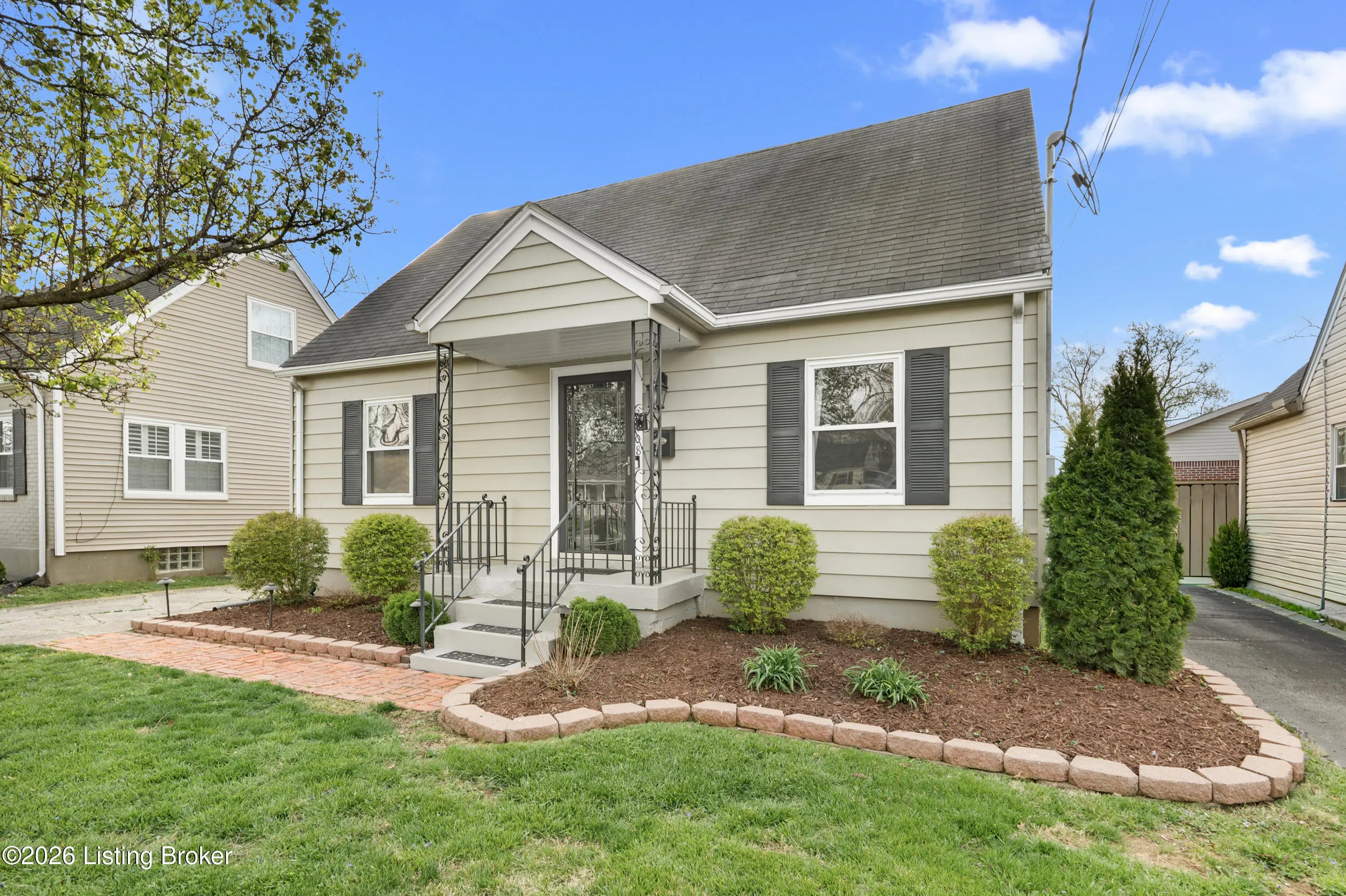 Photo of Listing #1713268