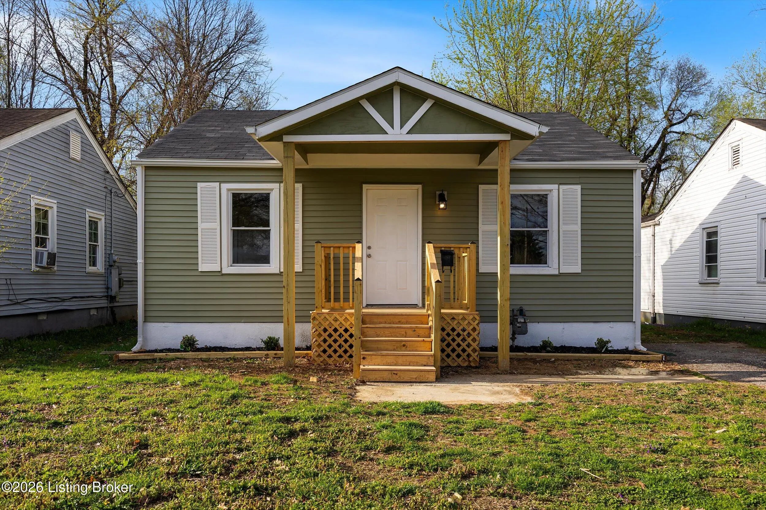 Photo of Listing #1713341