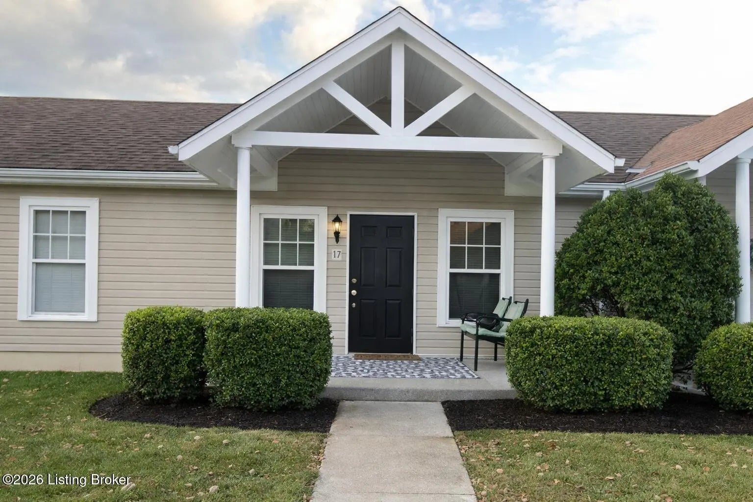 Photo of Listing #1713118