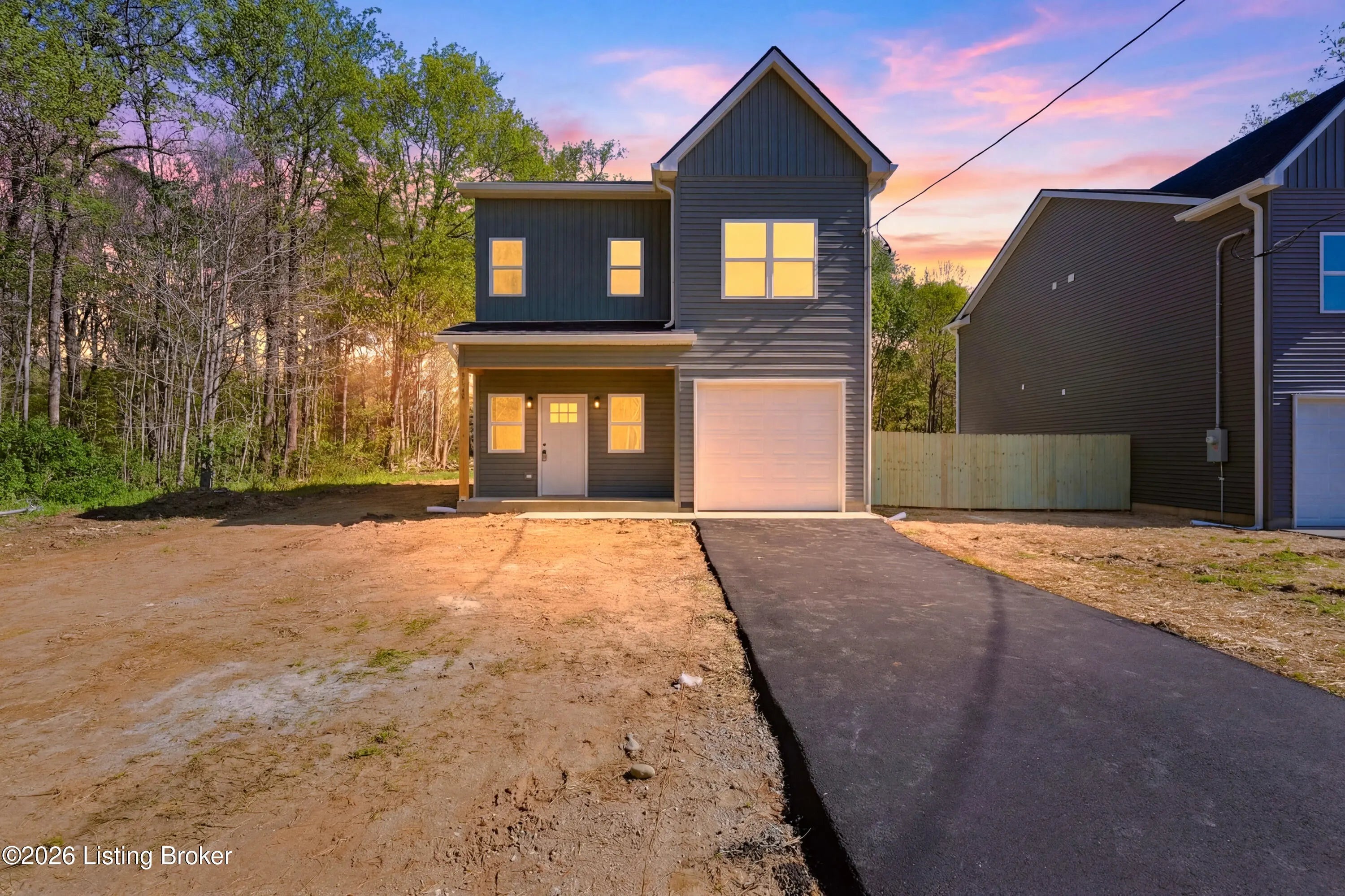 Photo of Listing #1713141