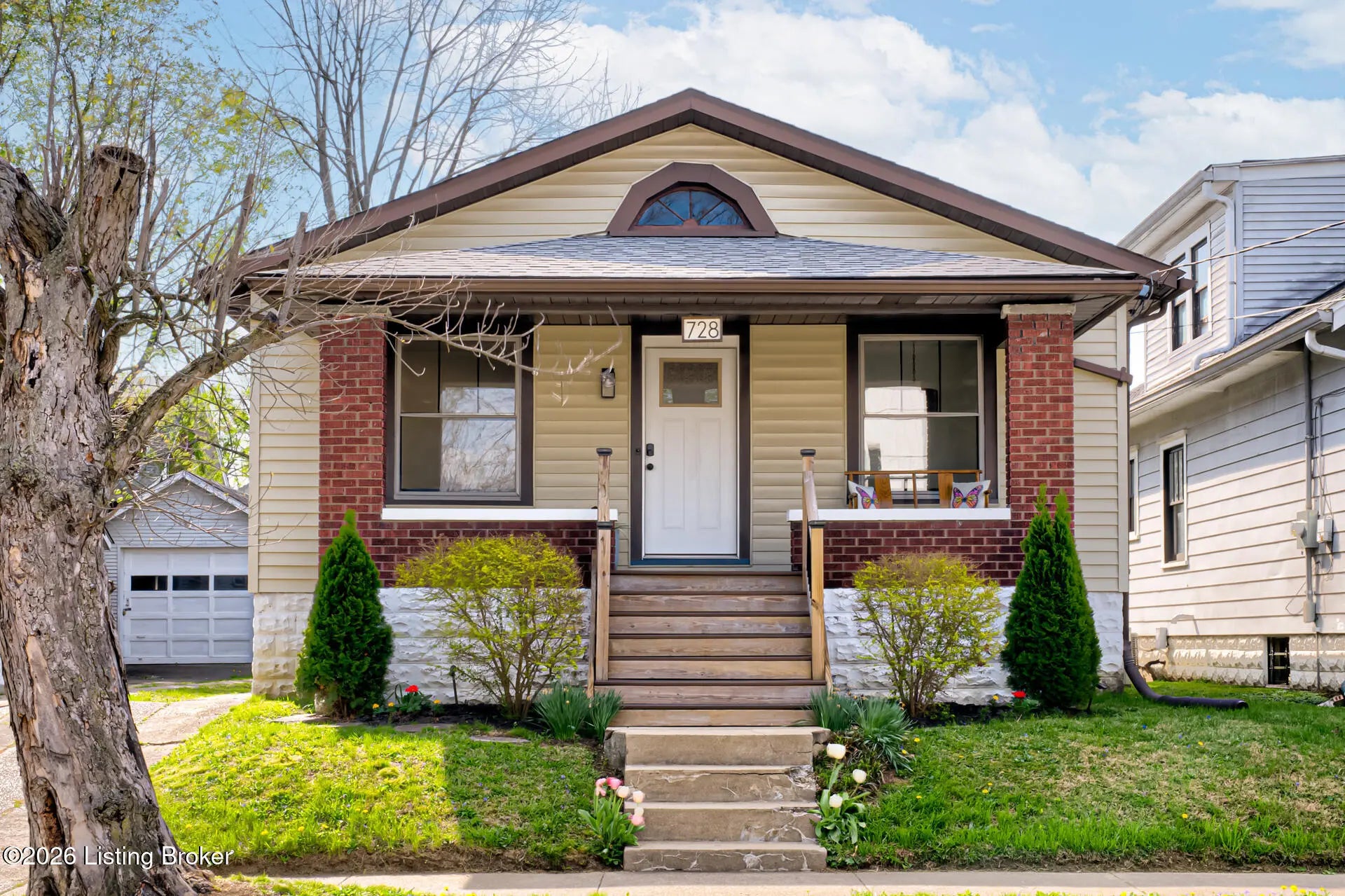 Photo of Listing #1713318