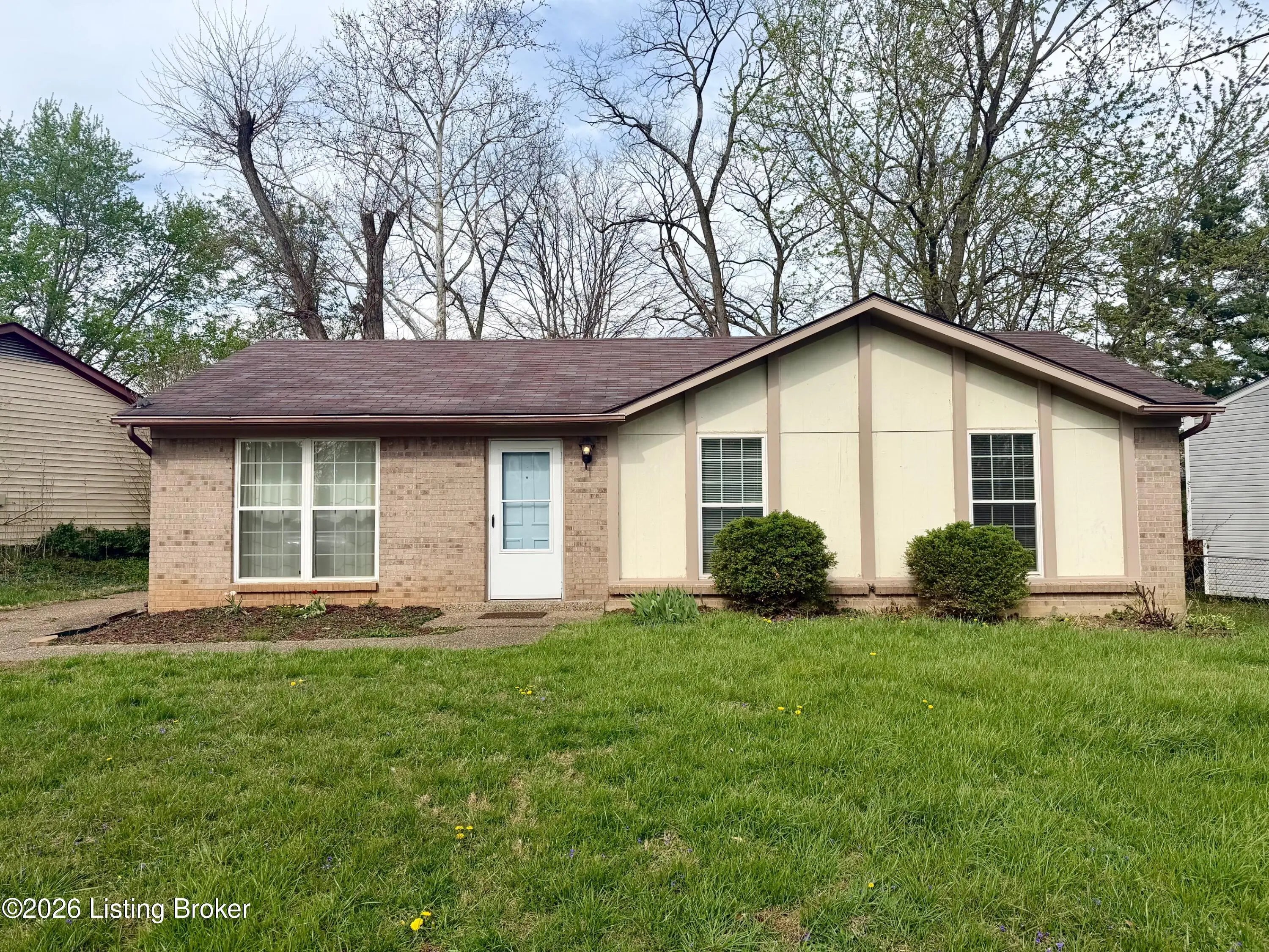 Photo of Listing #1713216