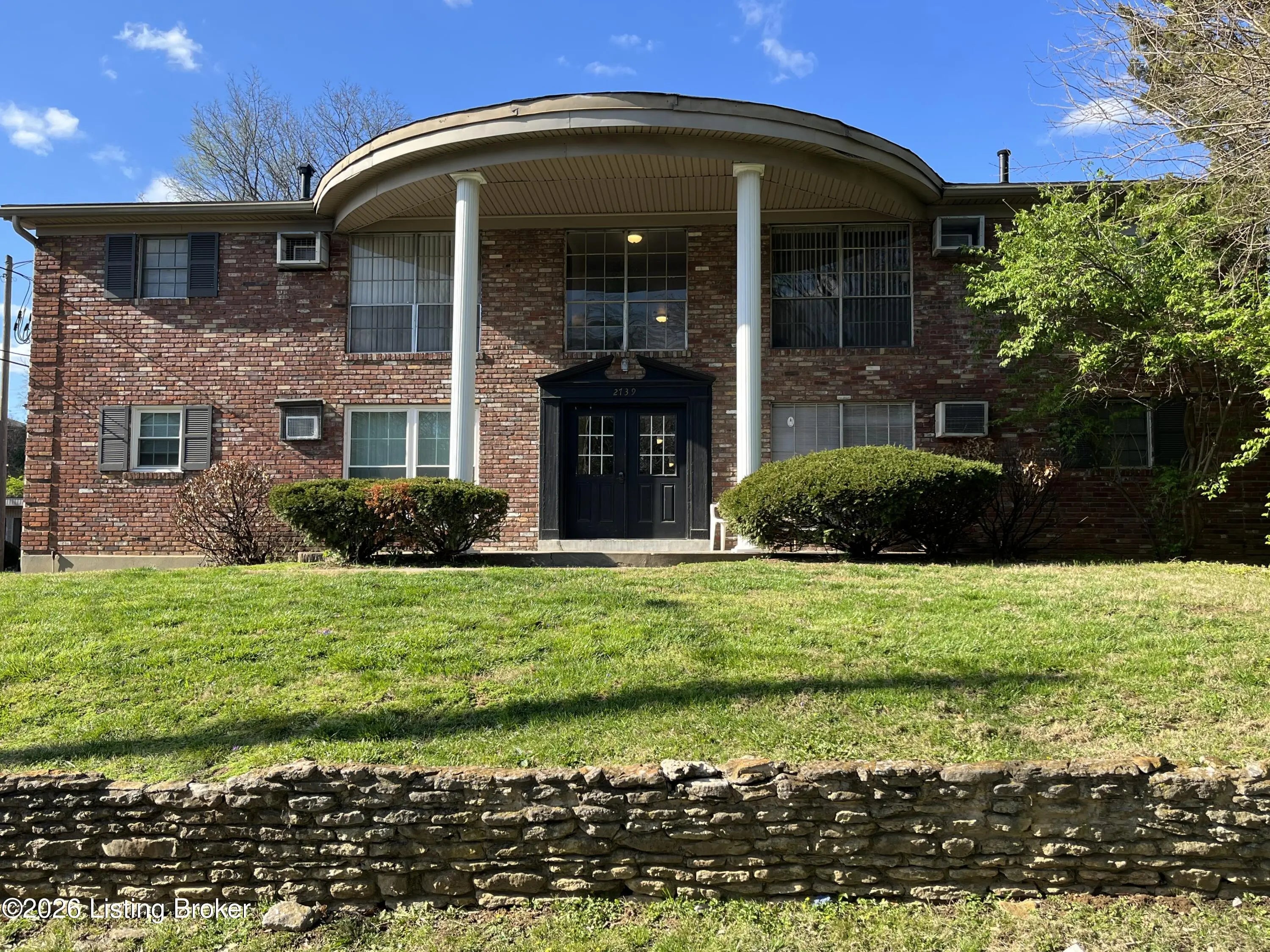 Photo of Listing #1713261