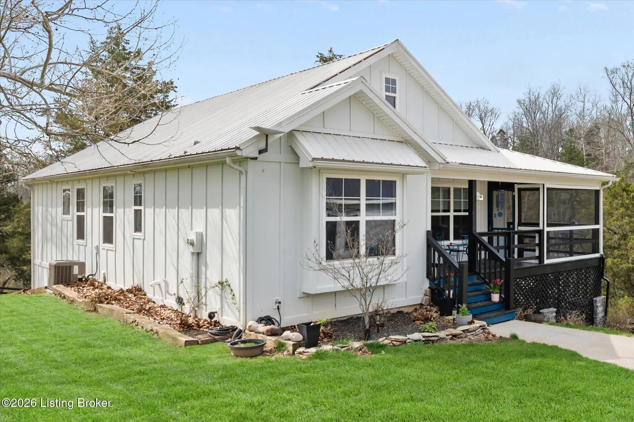 Photo of Listing #1713271