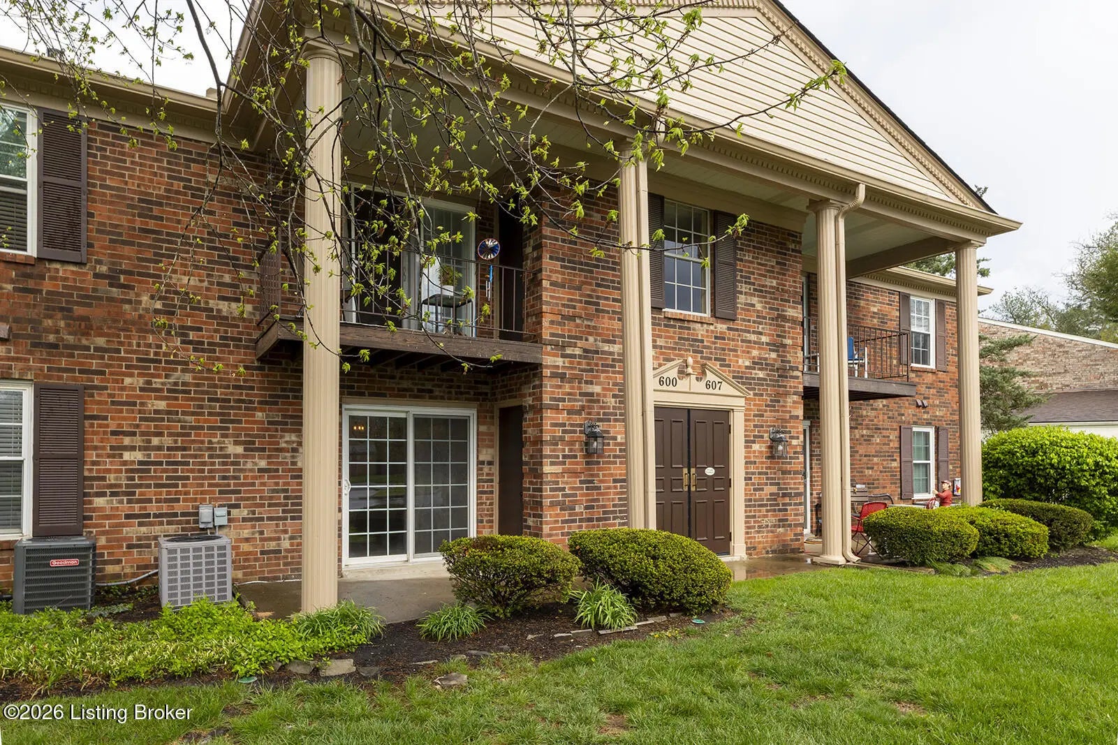 Photo of Listing #1713441