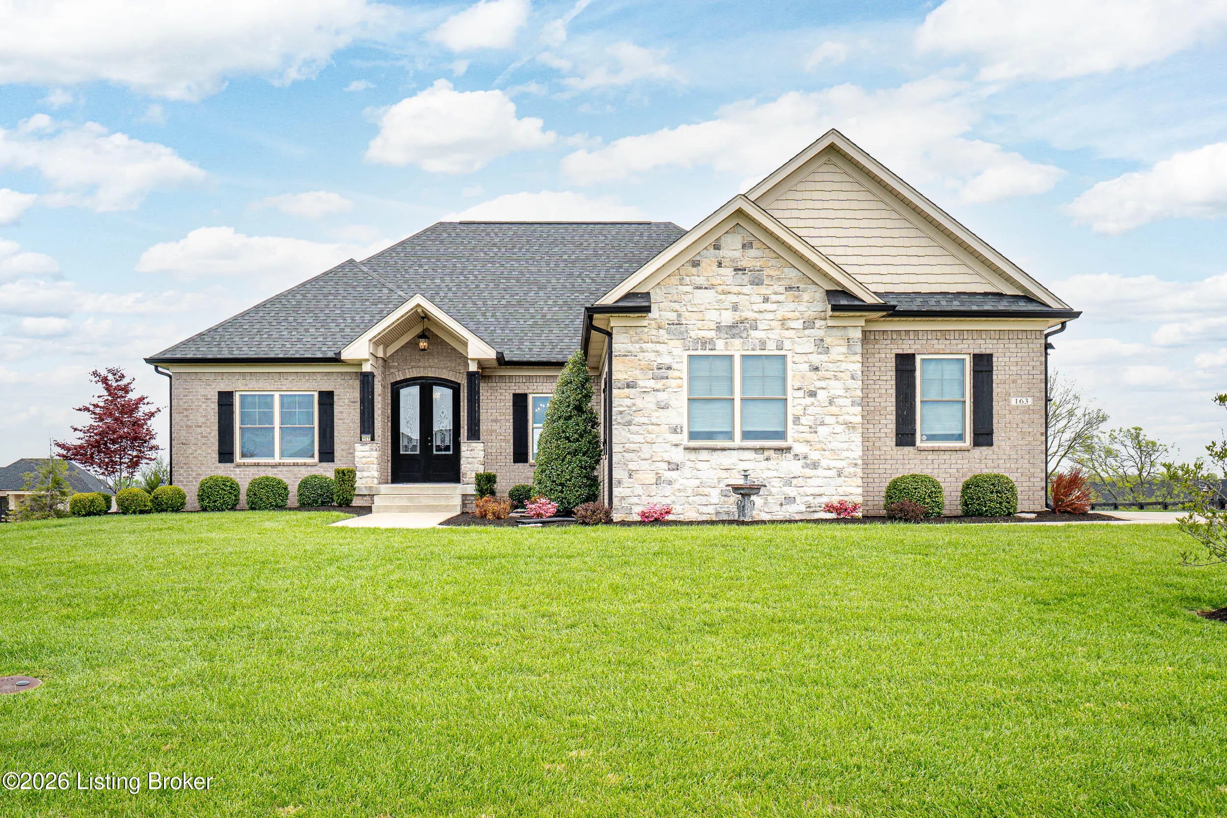 Photo of Listing #1713785