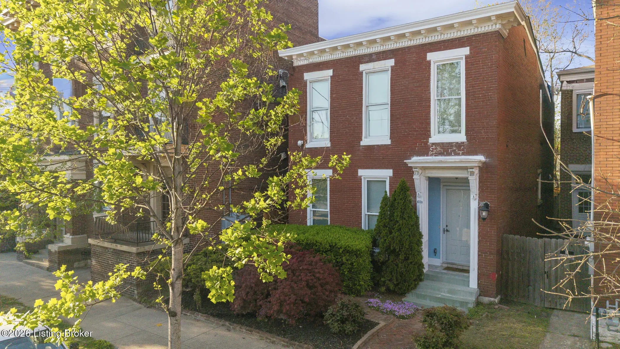 Photo of Listing #1713977