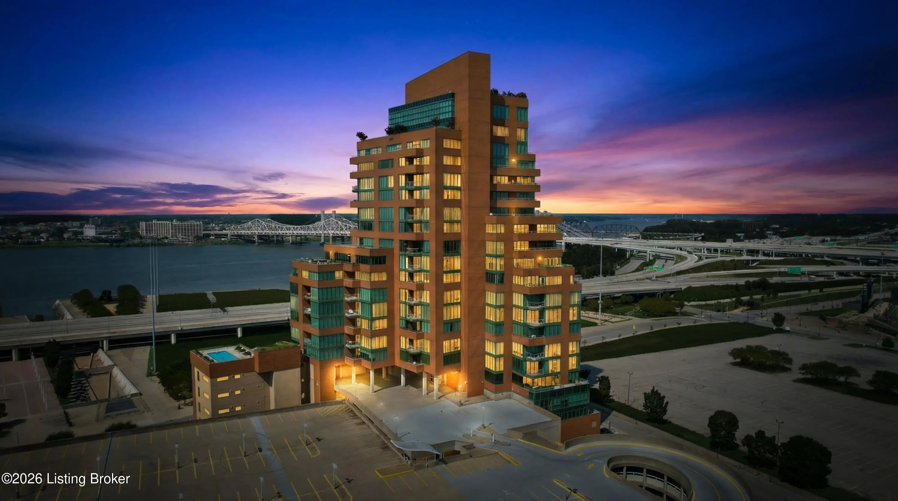 Photo of Listing #1713905