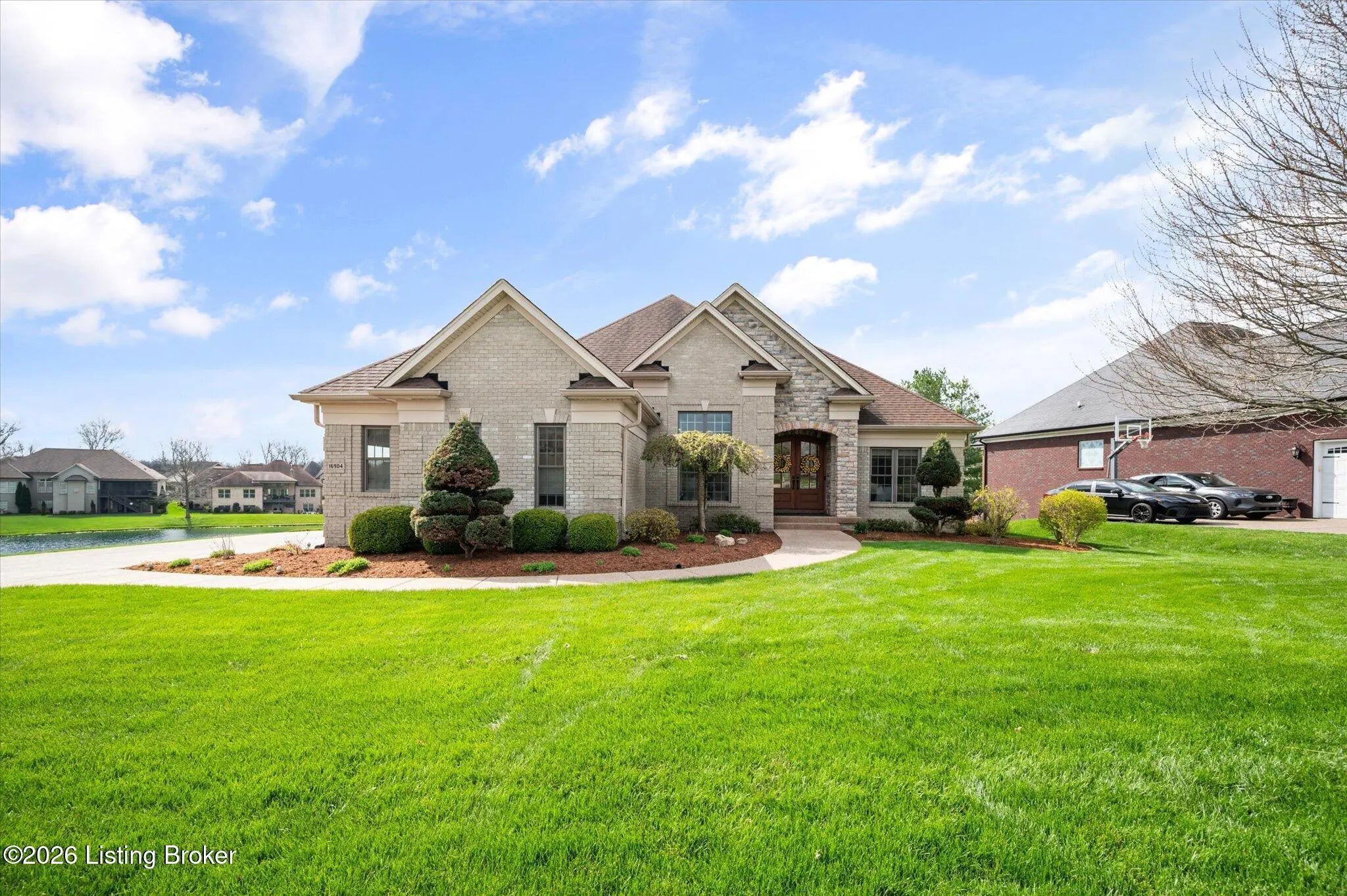 Photo of Listing #1713376