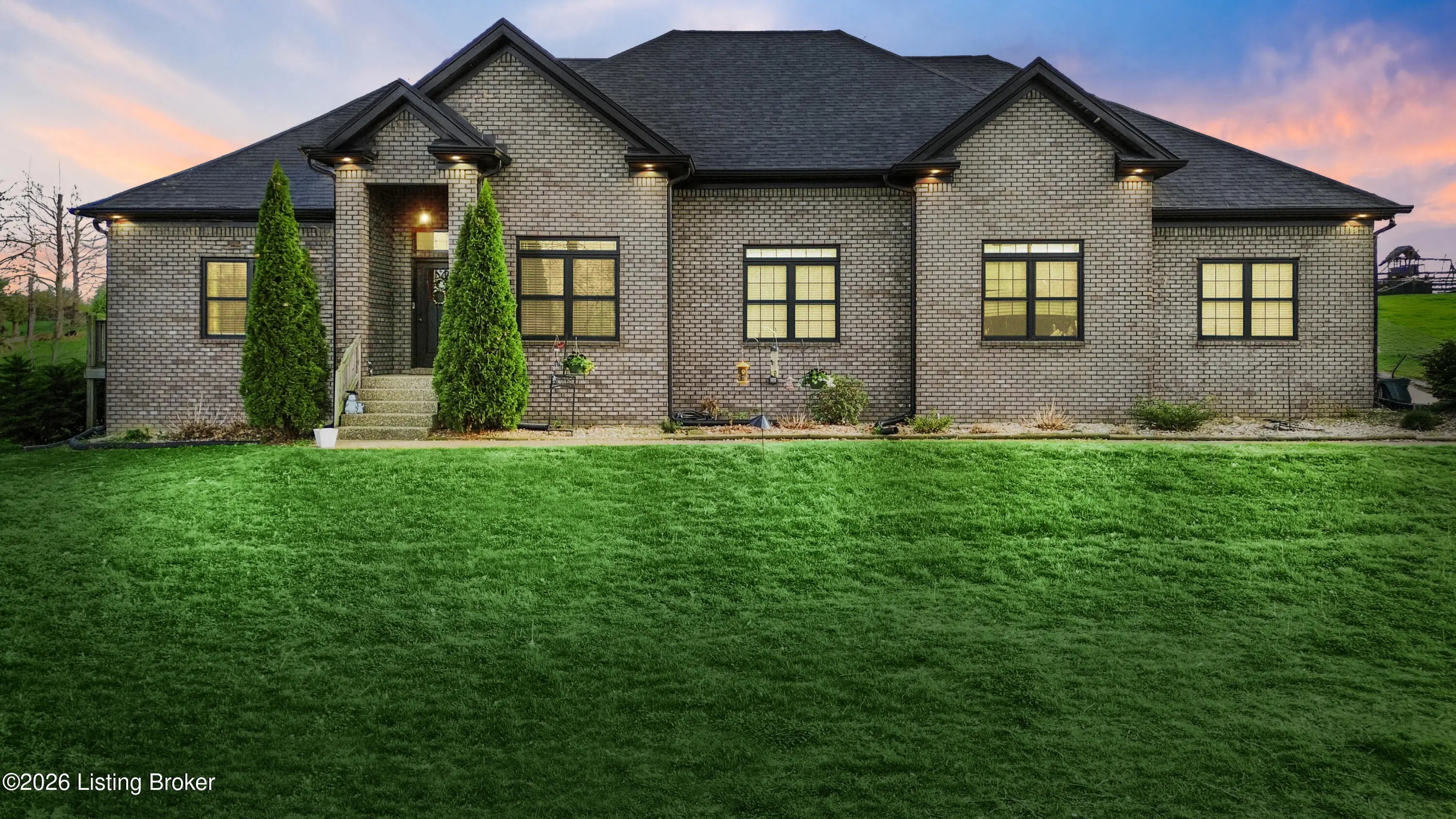 Photo of Listing #1713489