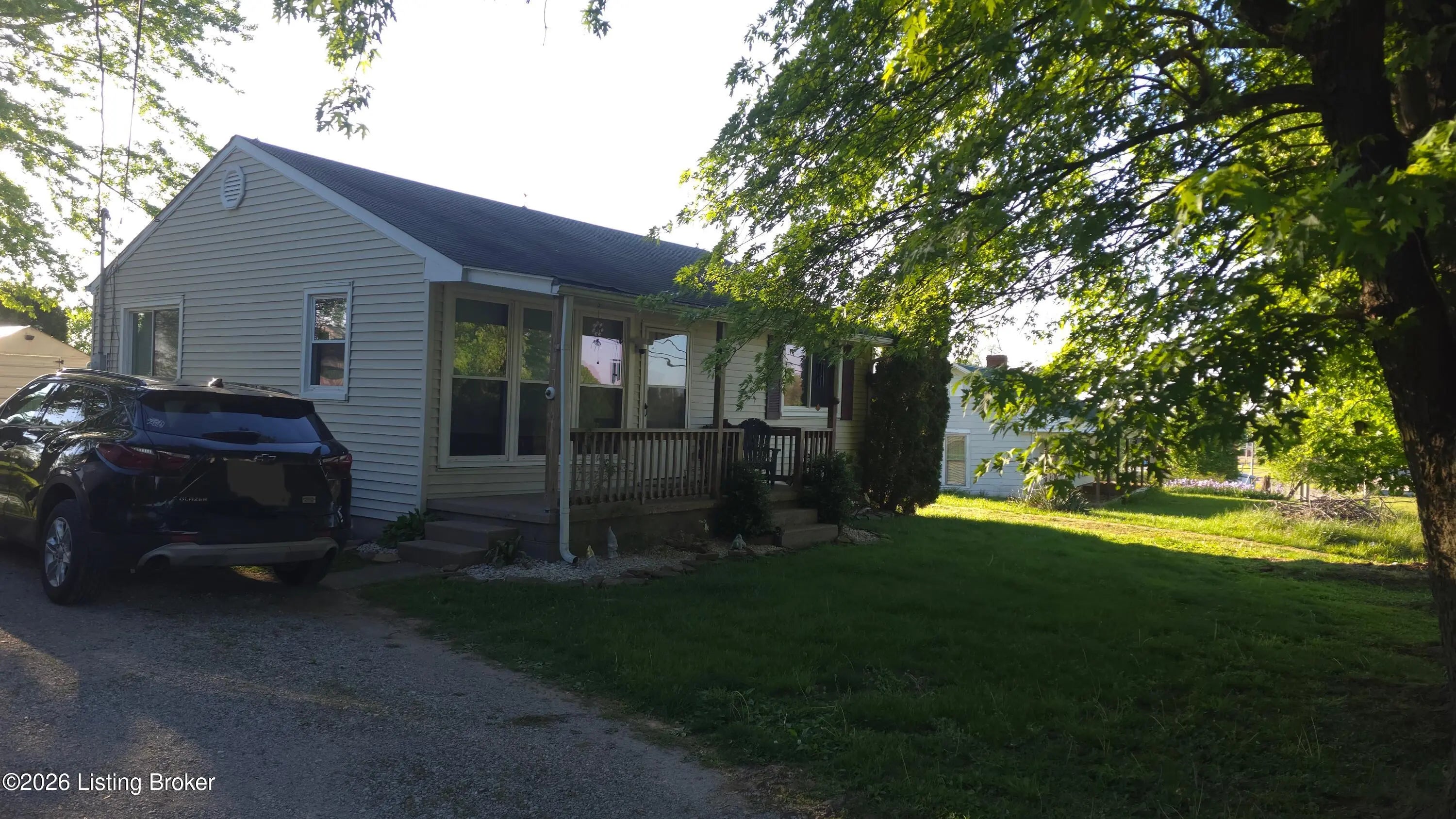 Photo of Listing #1713447