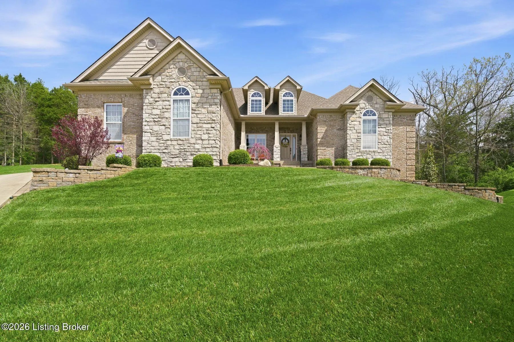 Photo of Listing #1714705